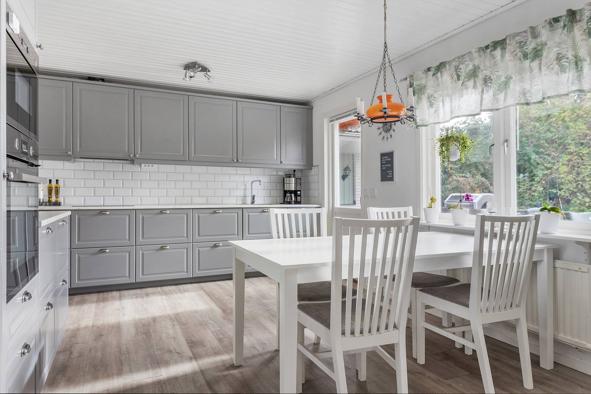 7 rum Villa på Heljesvägen 38 Essunga Station Essunga kommun - bild 12