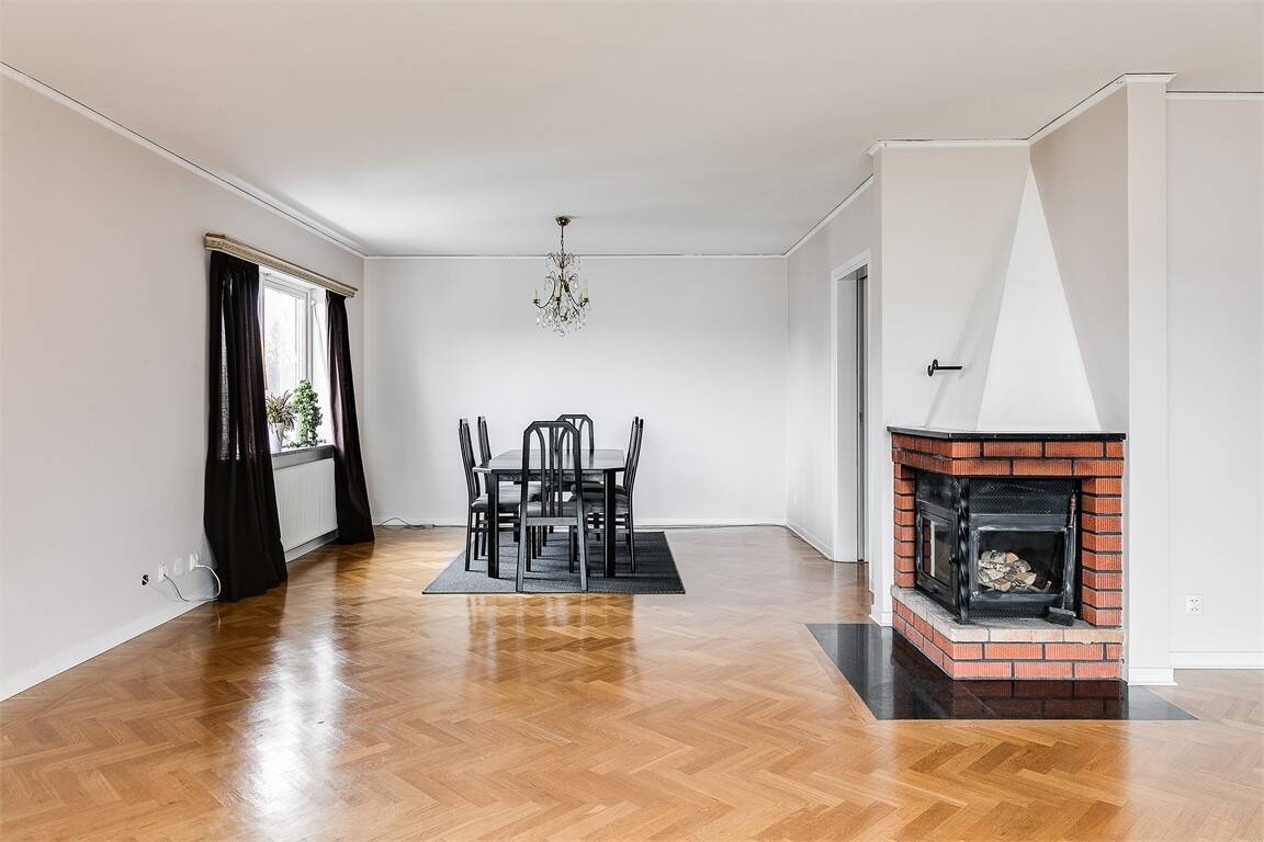 6 rum Villa på Stenlyckegatan 5 Alvesta - Centralt Alvesta kommun - bild 13