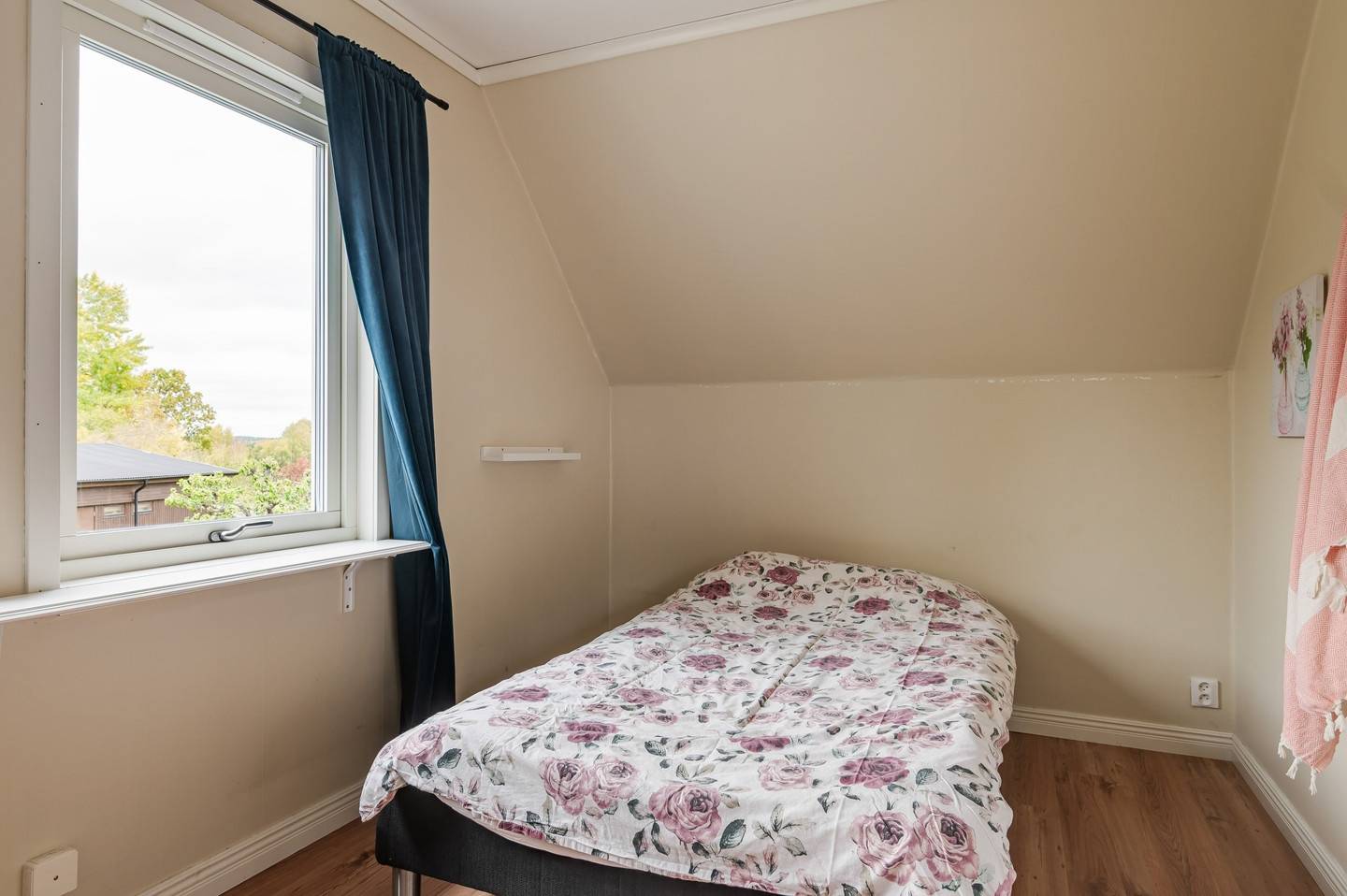 5 rum Villa på Sparres väg 16 Strålsnäs Boxholms kommun - bild 22