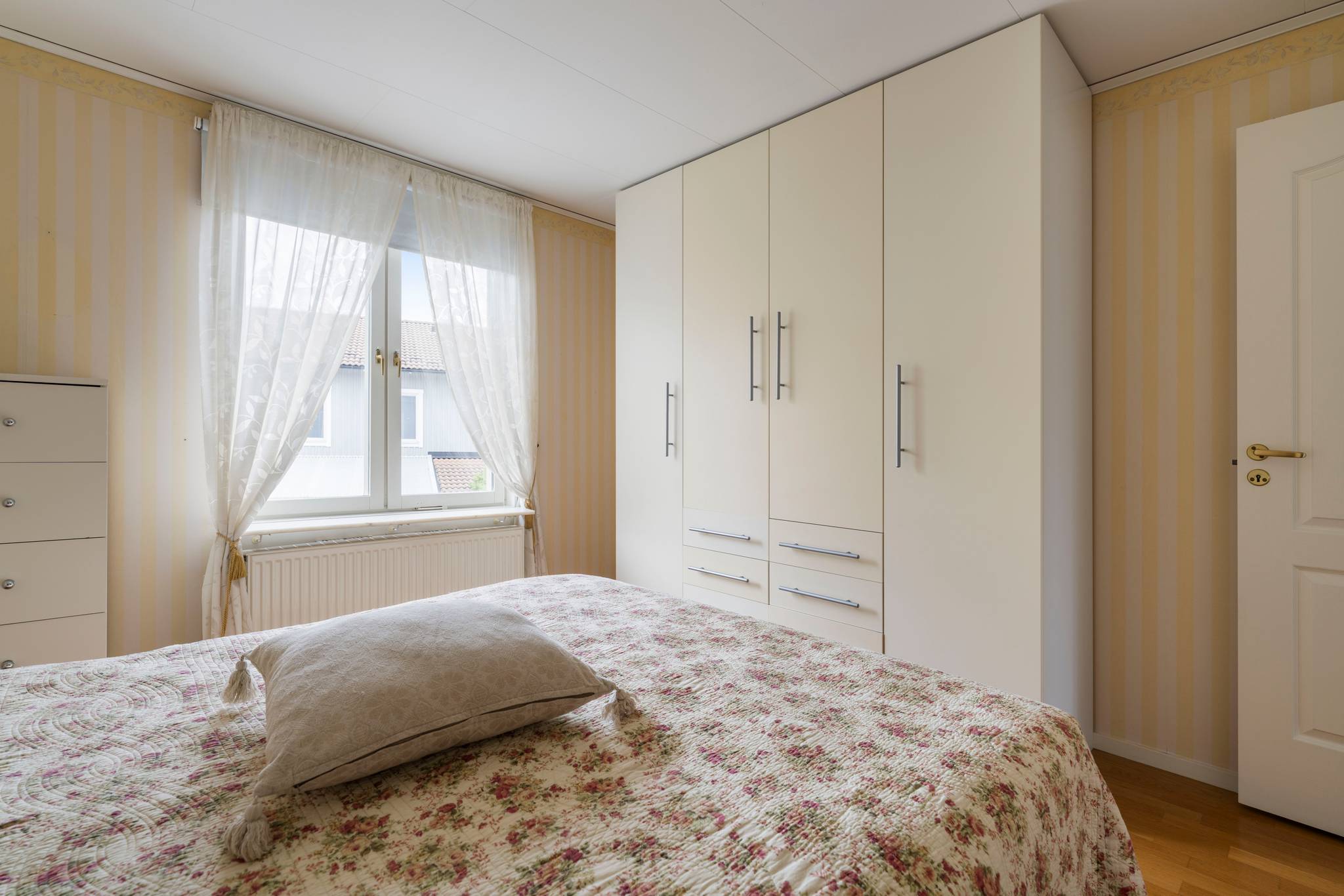 5 rum Radhus på Värnvägen 34 Segeltorp Huddinge kommun - bild 37