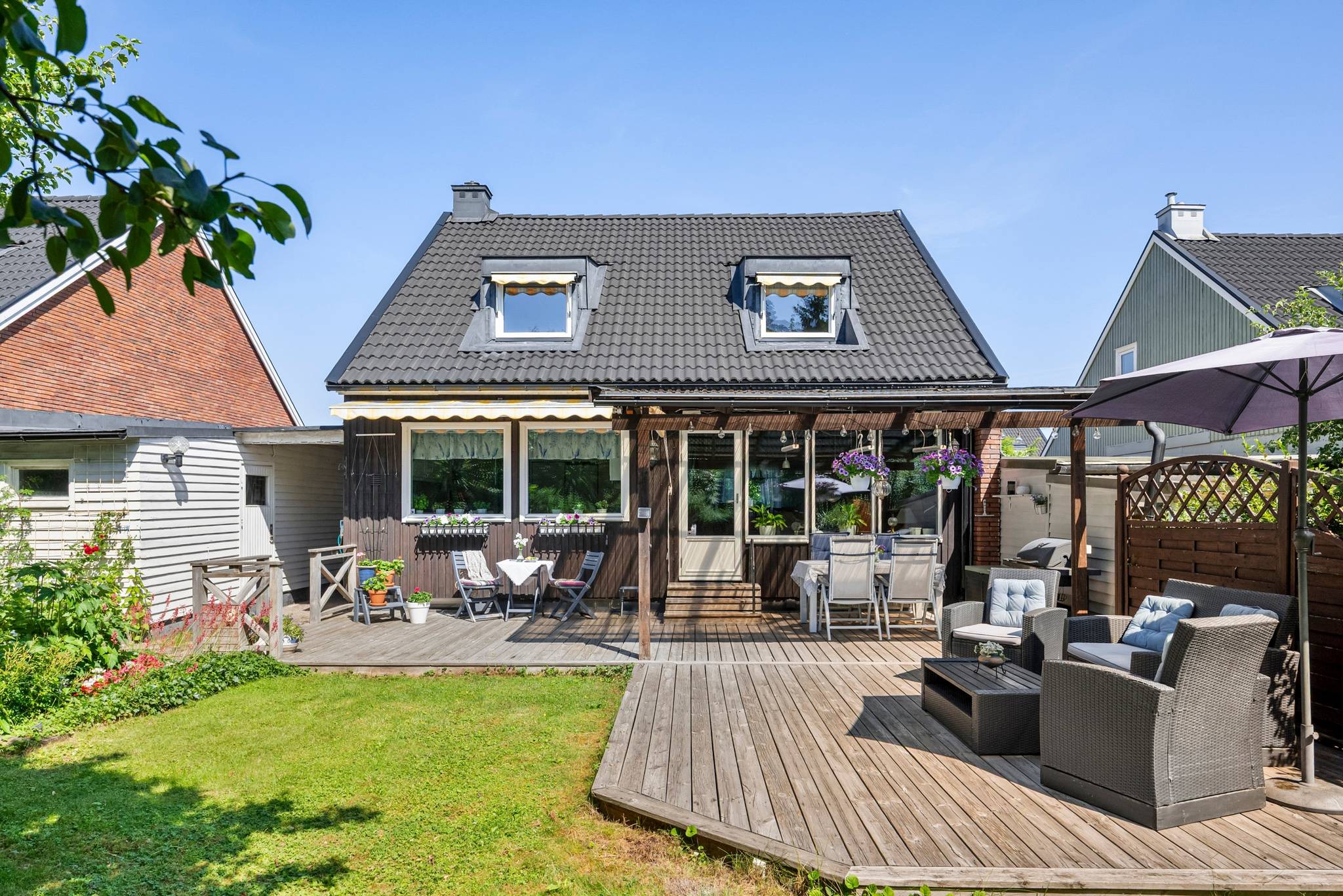 7 rum villa på Älvkvarnsvägen 11 Solhem, Stockholms kommun - bild 1