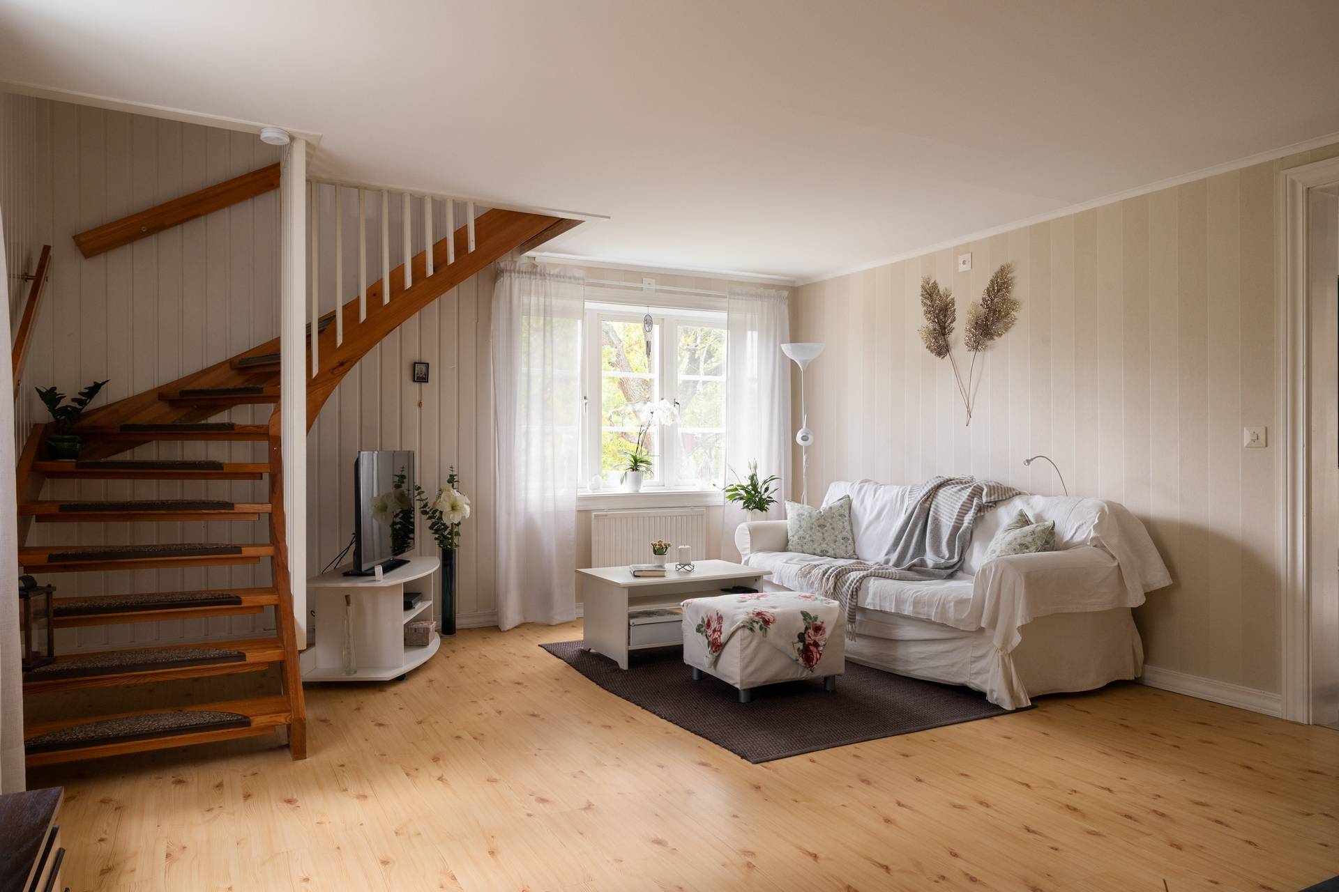 5 rum Gård/skog på Mellringe gård 1 Läggesta/Hedlandet Mariefred Strängnäs kommun - bild 36