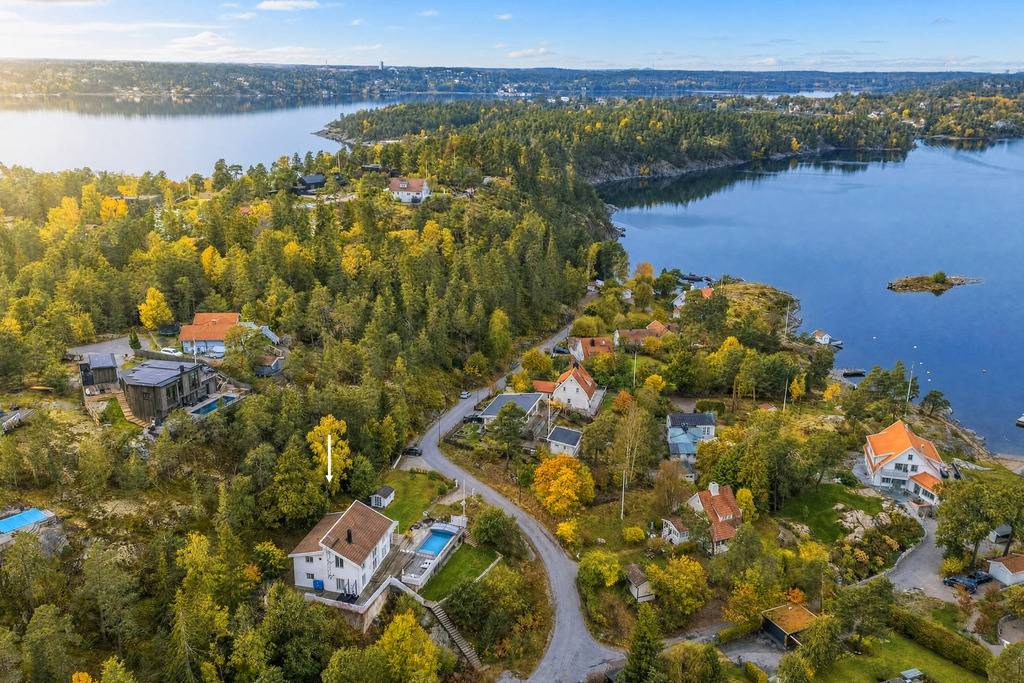 7 rum Villa på Kyrksundsvägen 13 Saltsjöbaden Nacka kommun - bild 30