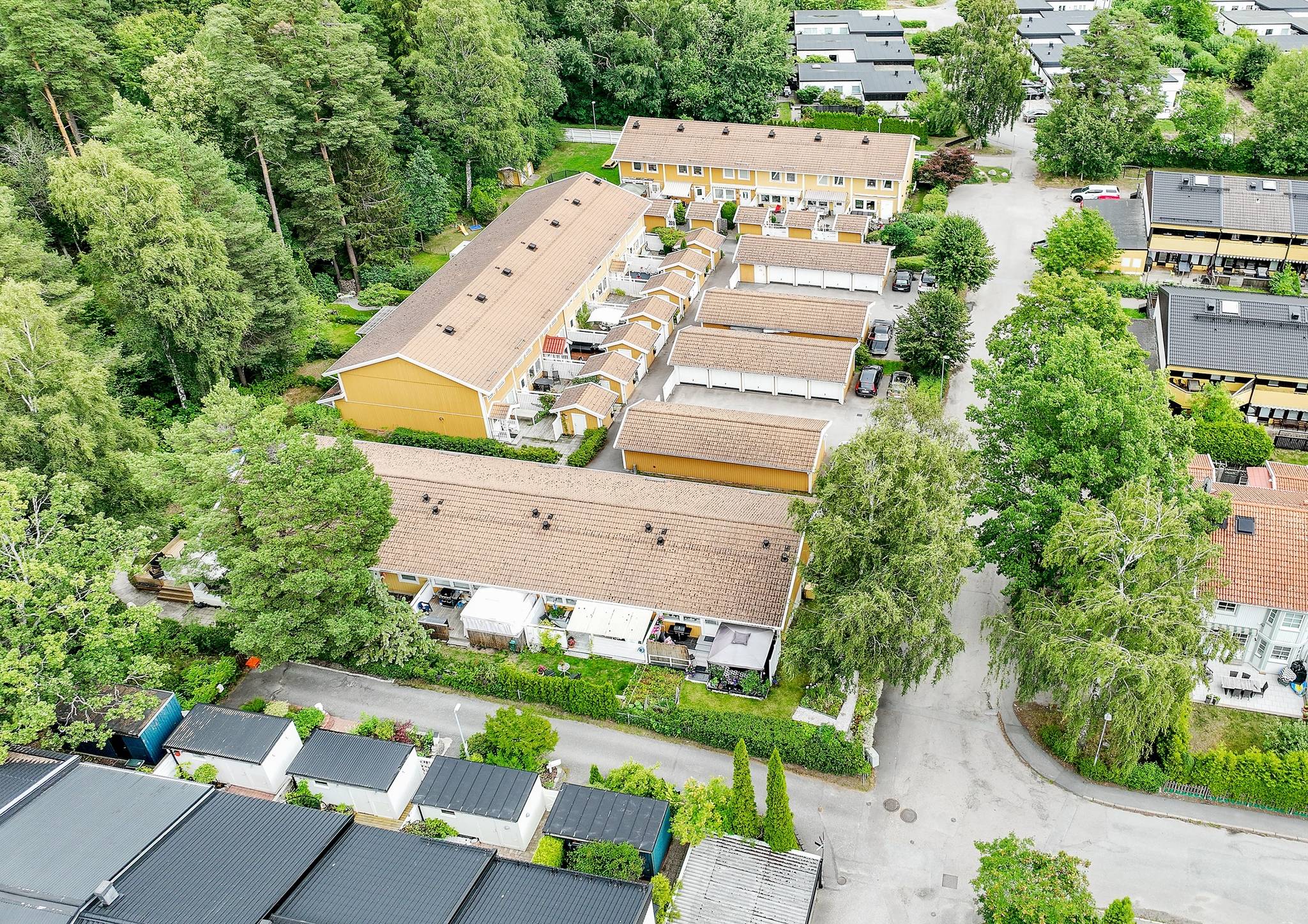 4 rum Radhus på Tetorpsvägen 183 Centralt Upplands Väsby kommun - bild 39