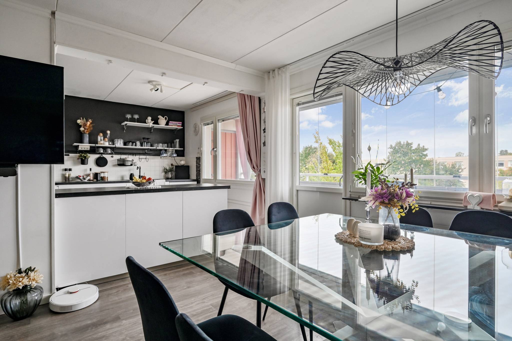 4 rum Lägenhet på Holmvägen 44 Centralt Upplands Väsby kommun - bild 7