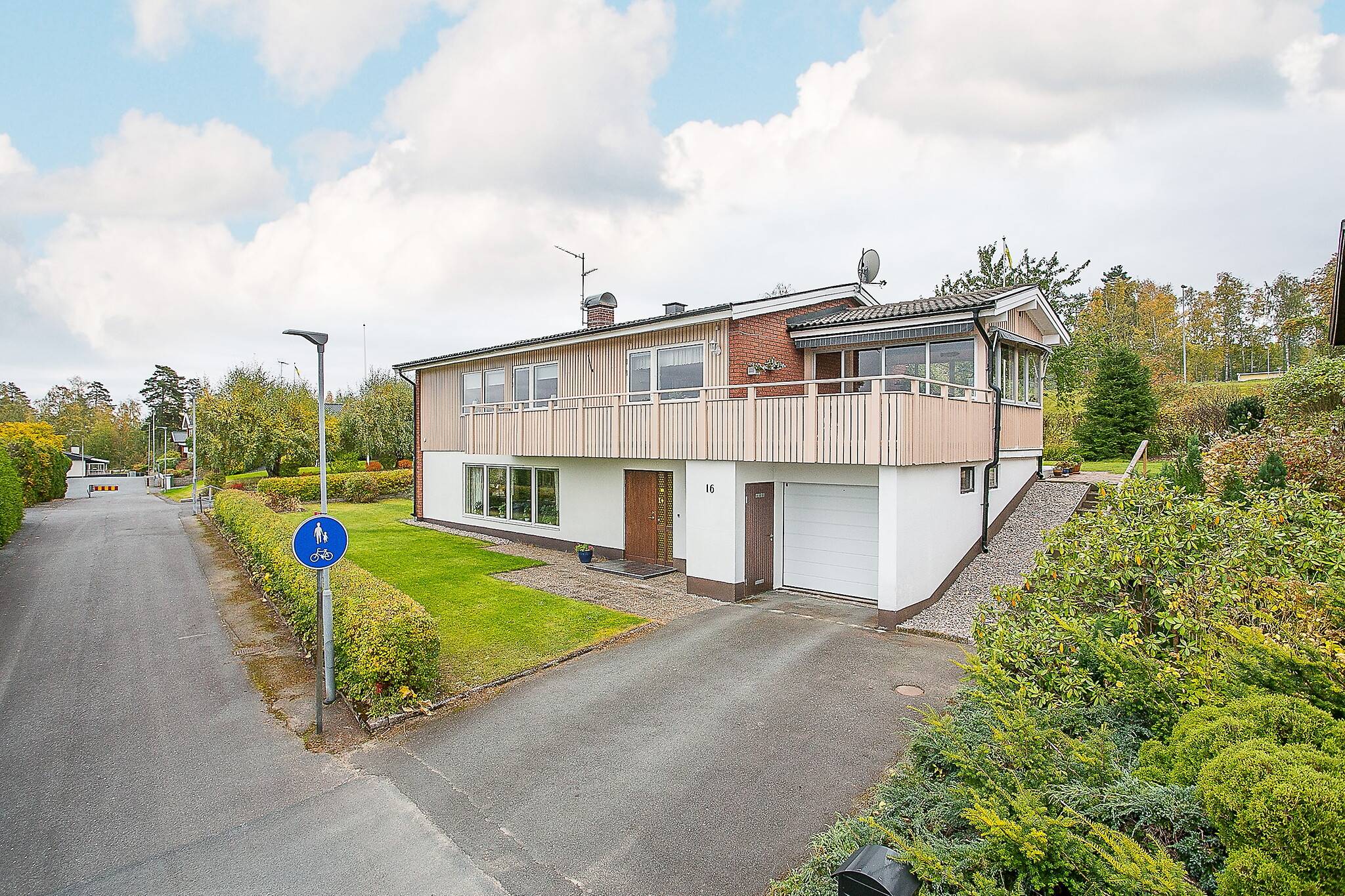 6 rum Villa på Nygärdesgatan 16 Bankeryd Jönköpings kommun - bild 2