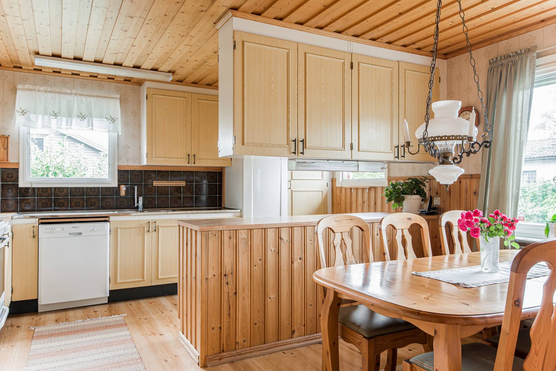 7 rum Villa på Bäckebovägen 17 Ulricehamn Ulricehamns kommun - bild 5