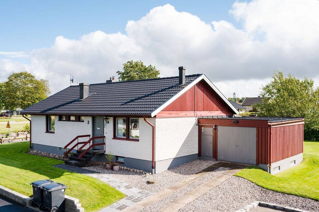 5 rum Villa på Allévägen 3 Östra Frölunda Svenljunga kommun - bild 2