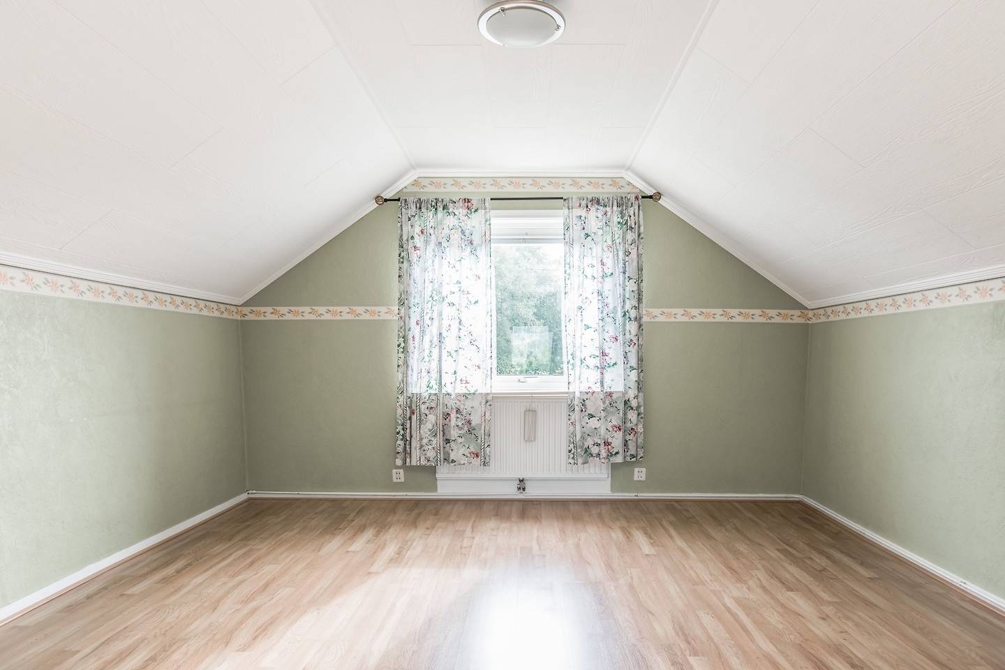5 rum Villa på Västra Laggarbergsvägen 53 Laggarberg Timrå kommun - bild 31