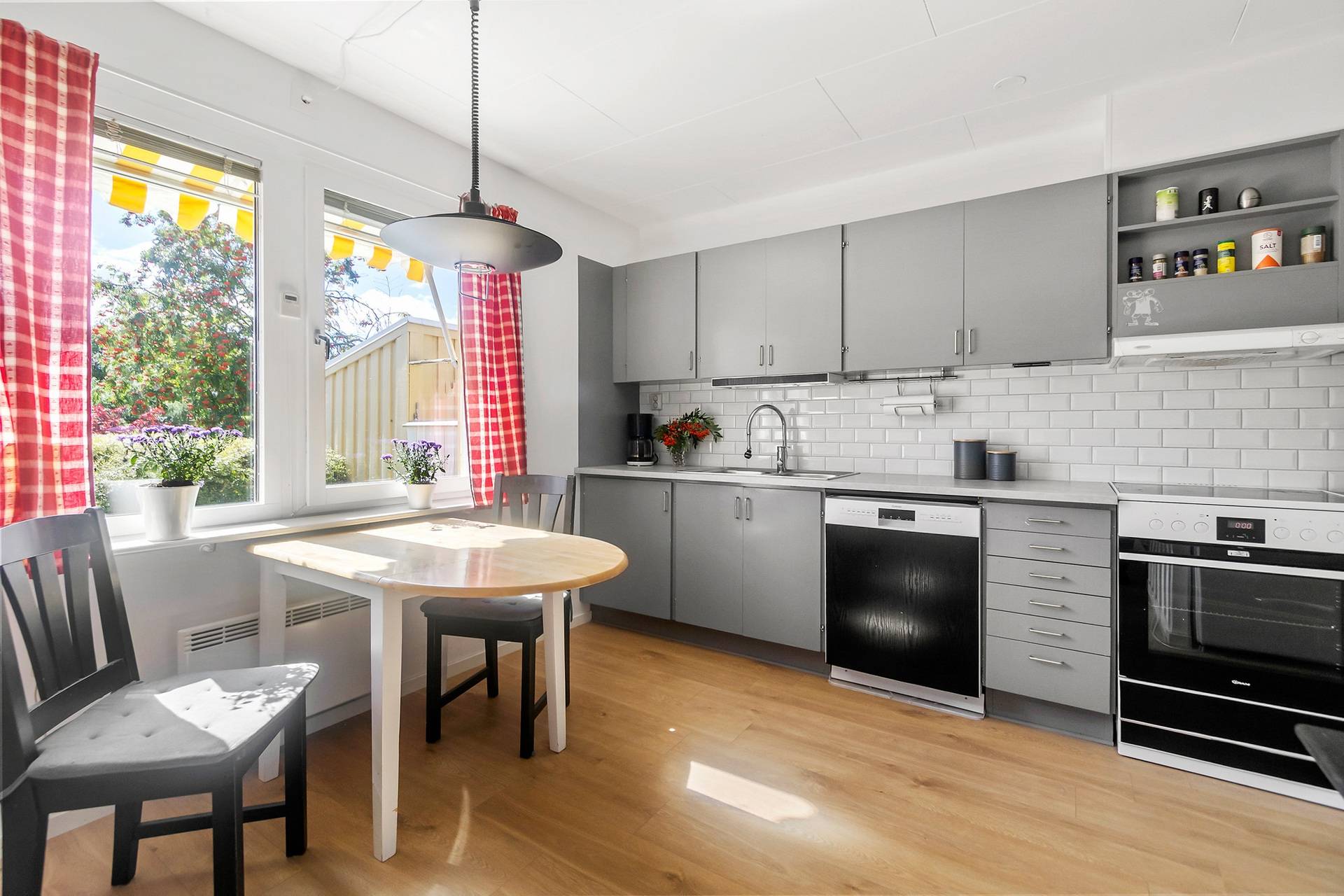 2 rum Radhus på Blåsbacksvägen 99 Stenhamra Ekerö kommun - bild 9