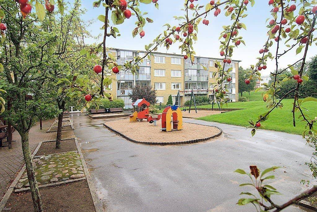 Västra Frölunda, Göteborgs kommun