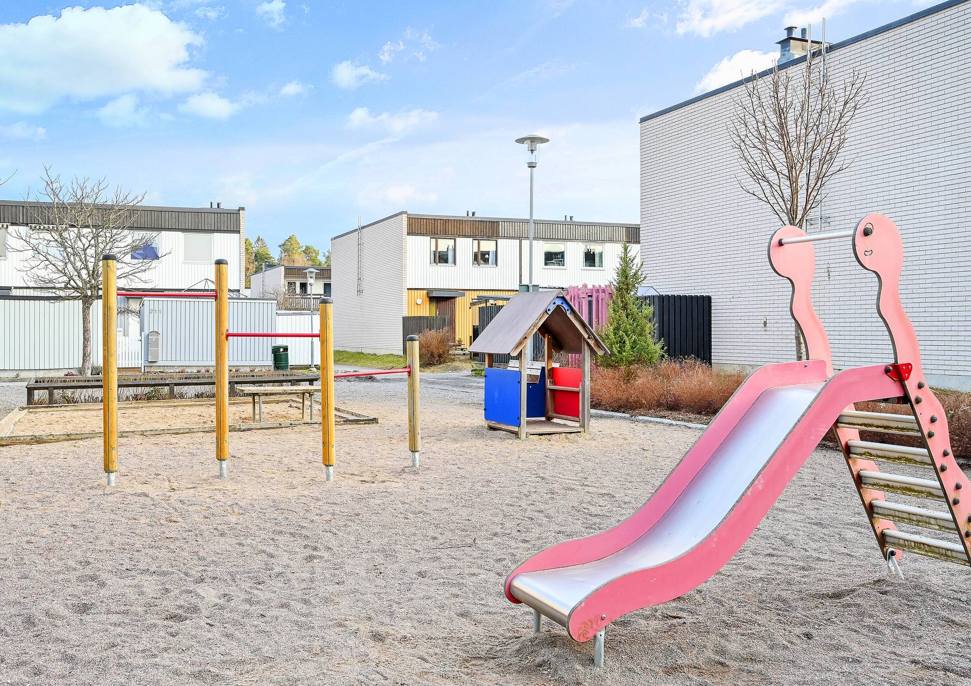 5 rum Radhus på Lomvägen 213 Sjöberg/Kärrdal Sollentuna kommun - bild 33