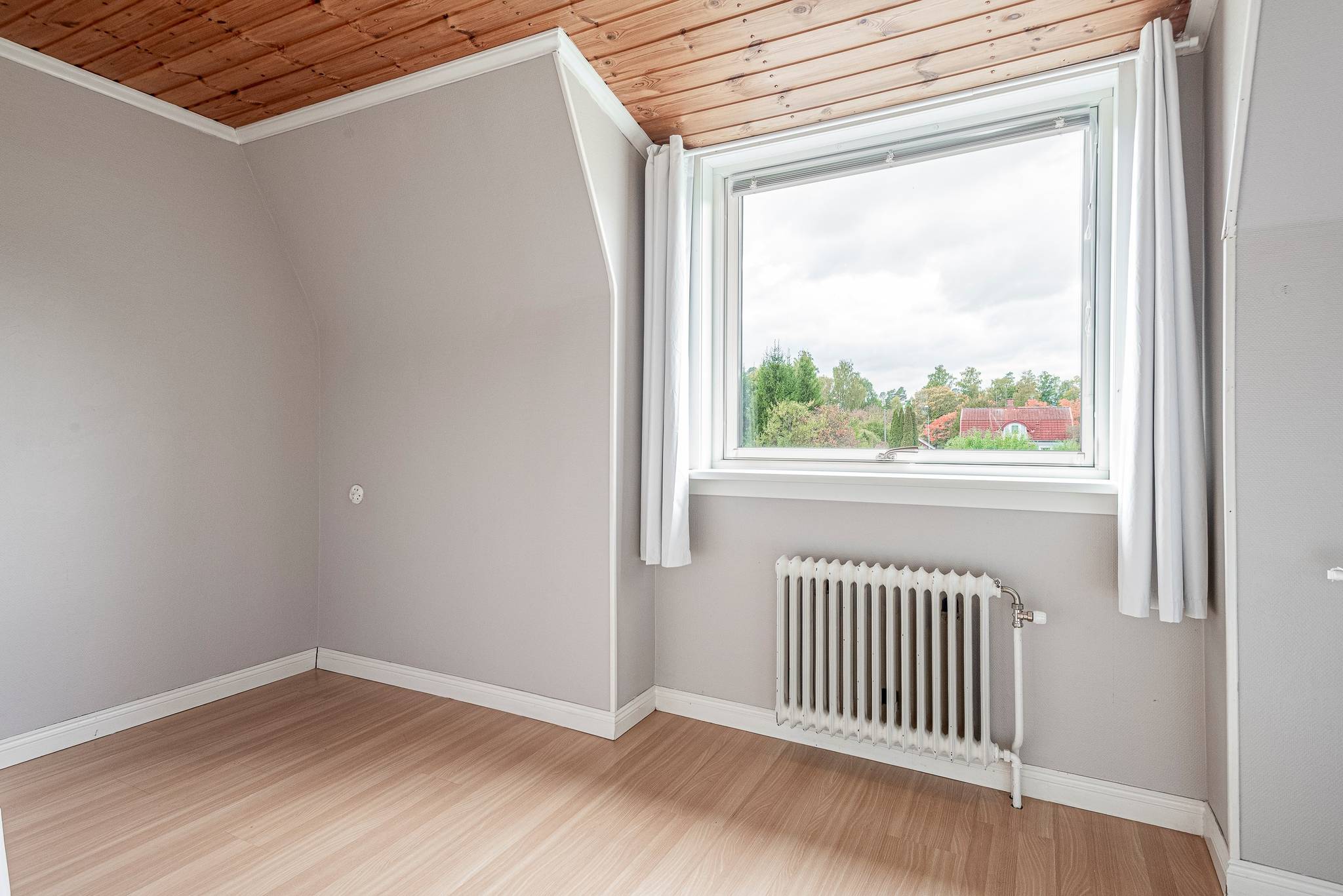 4 rum Villa på Klockarvägen 16 Virsbo Surahammars kommun - bild 23