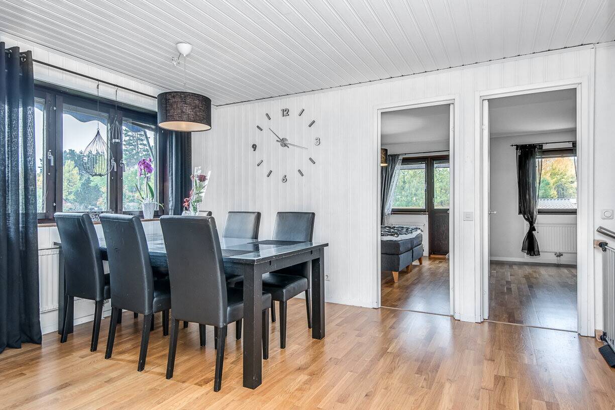 4 rum Parhus på Frans Bloms Gata 99 Klockaretorpet Norrköpings kommun - bild 6