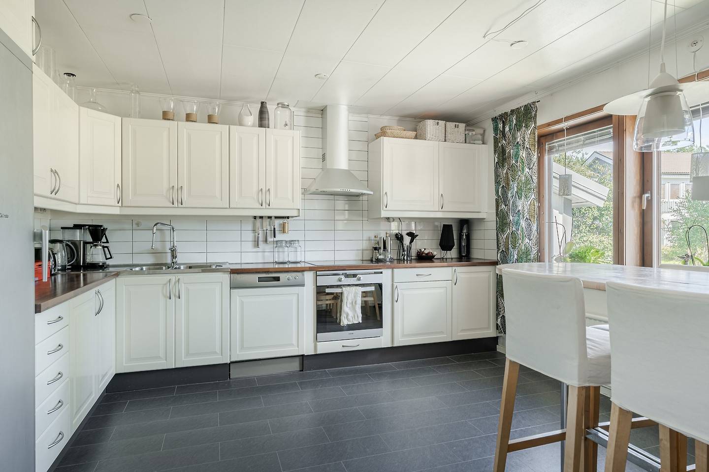 5 rum Lägenhet på Jakträttsvägen 28 Domsjö Örnsköldsviks kommun - bild 3
