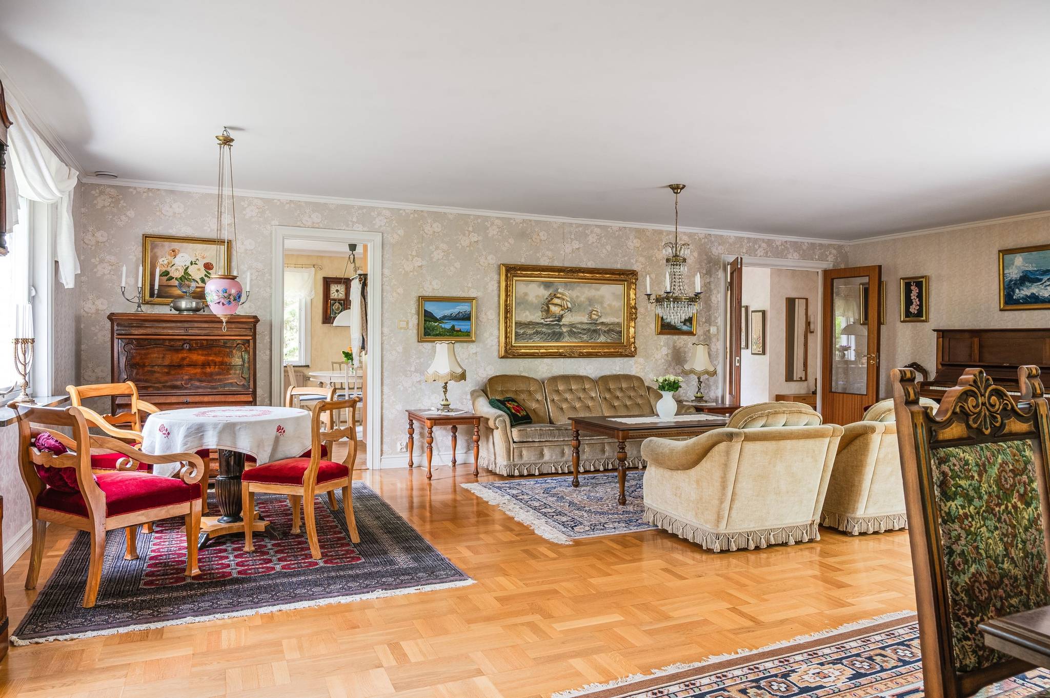 238 m² Villa på Edsvära Junghaga 1 Edsvära Vara kommun - bild 11