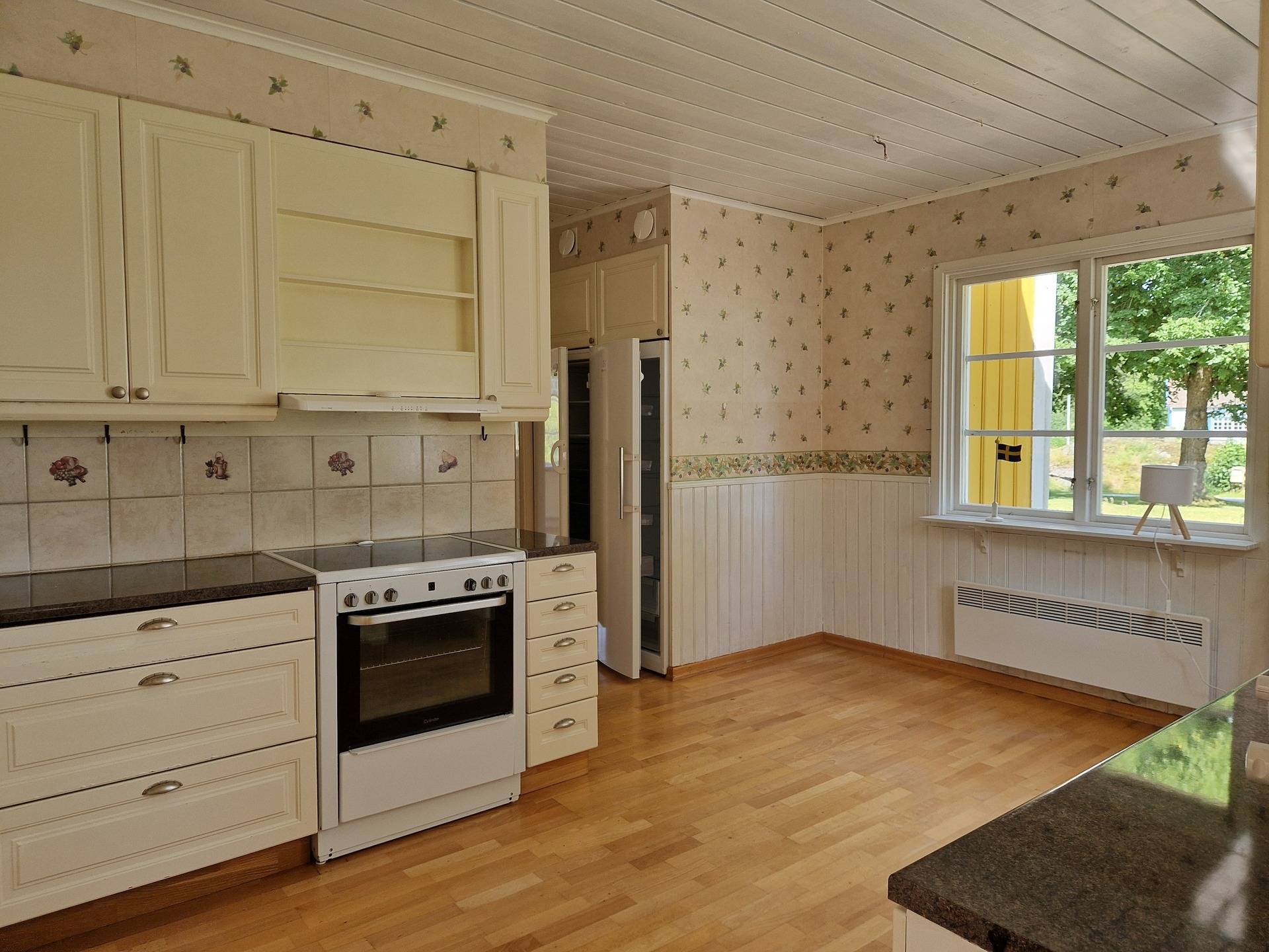 127 m² Gård utan jordbruk på Ödsmåls gård 30 Munkedals kommun - bild 10