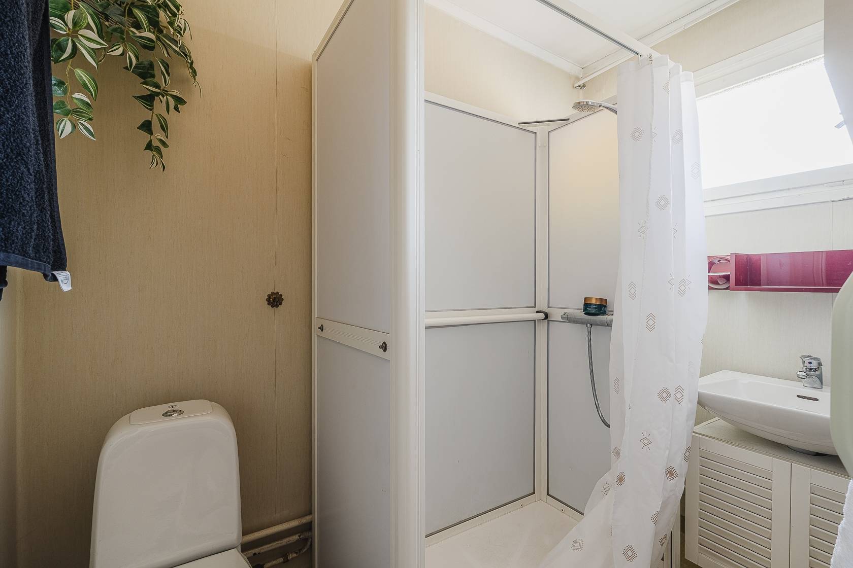 4 rum Radhus på Skeppsvägen 14B Bålsta - Mansängen Håbo kommun - bild 14