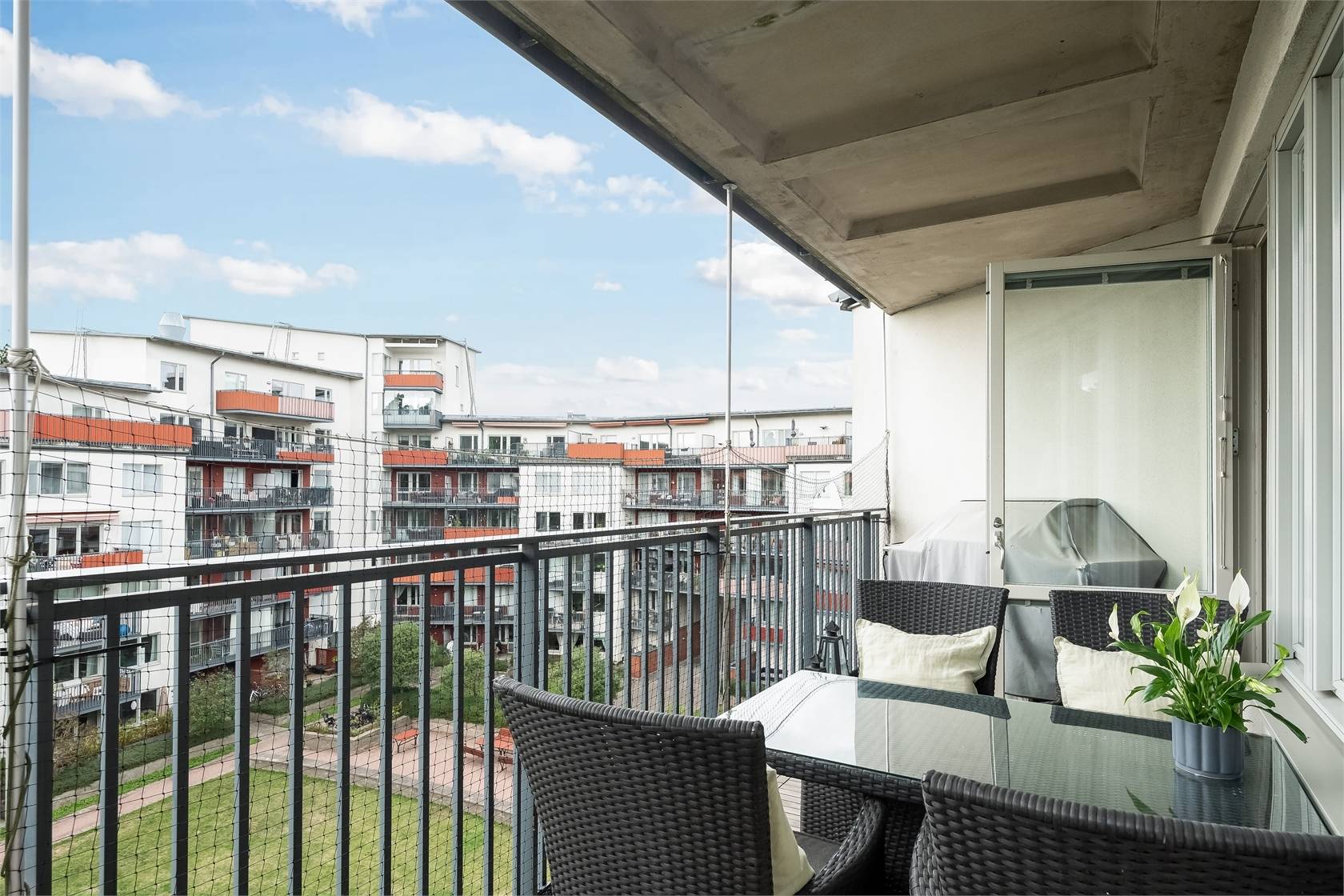 5 rum lägenhet på Gustav III:s boulevard 99 Frösunda, Solna kommun - bild 2