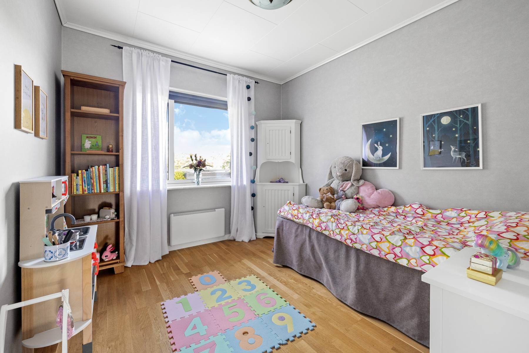 5 rum Radhus på Södra Atriumvägen 31 Kvisslingby Österåkers kommun - bild 32