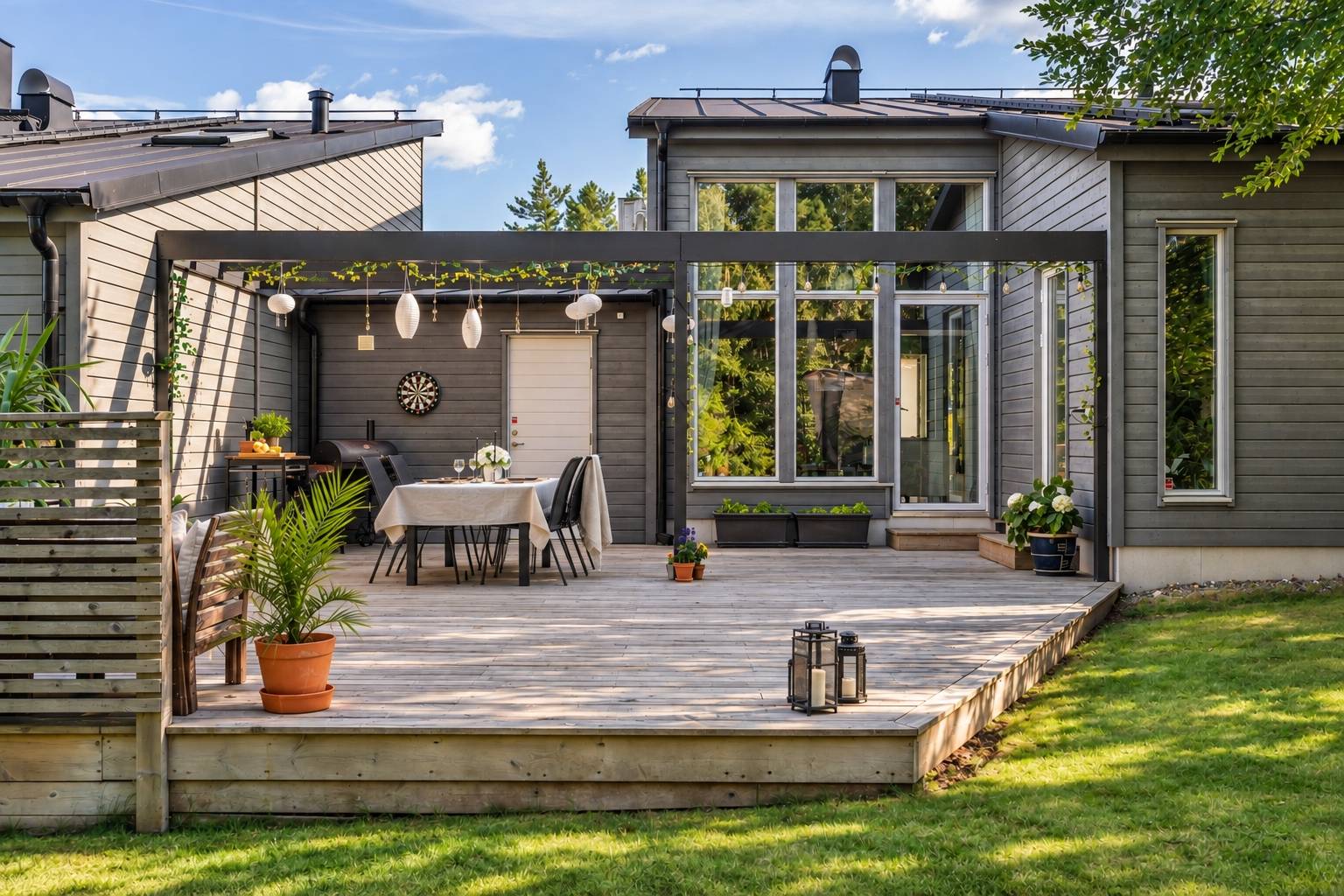 4 rum kedjehus på Trollskogsvägen 12 Västra Balingsnäs, Huddinge kommun - bild 1