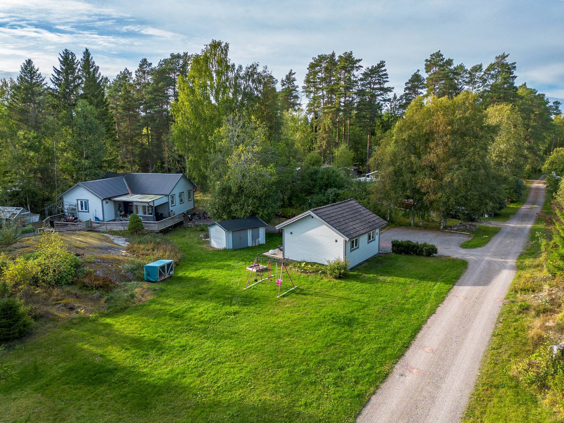 3 rum Villa på Granvägen 4 Borrlövsta Uppsala kommun - bild 1