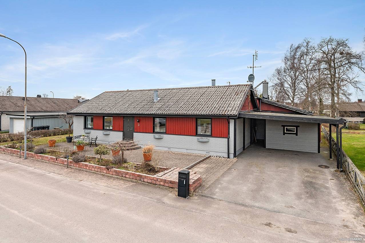 6 rum villa på Slåttervägen 3 Vinslöv, Hässleholms kommun - bild 1