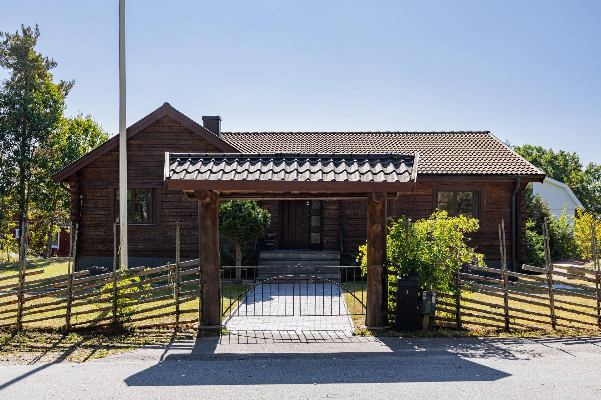 10 rum villa på Bergsvägen 3 Närlunda, Ekerö kommun - bild 3