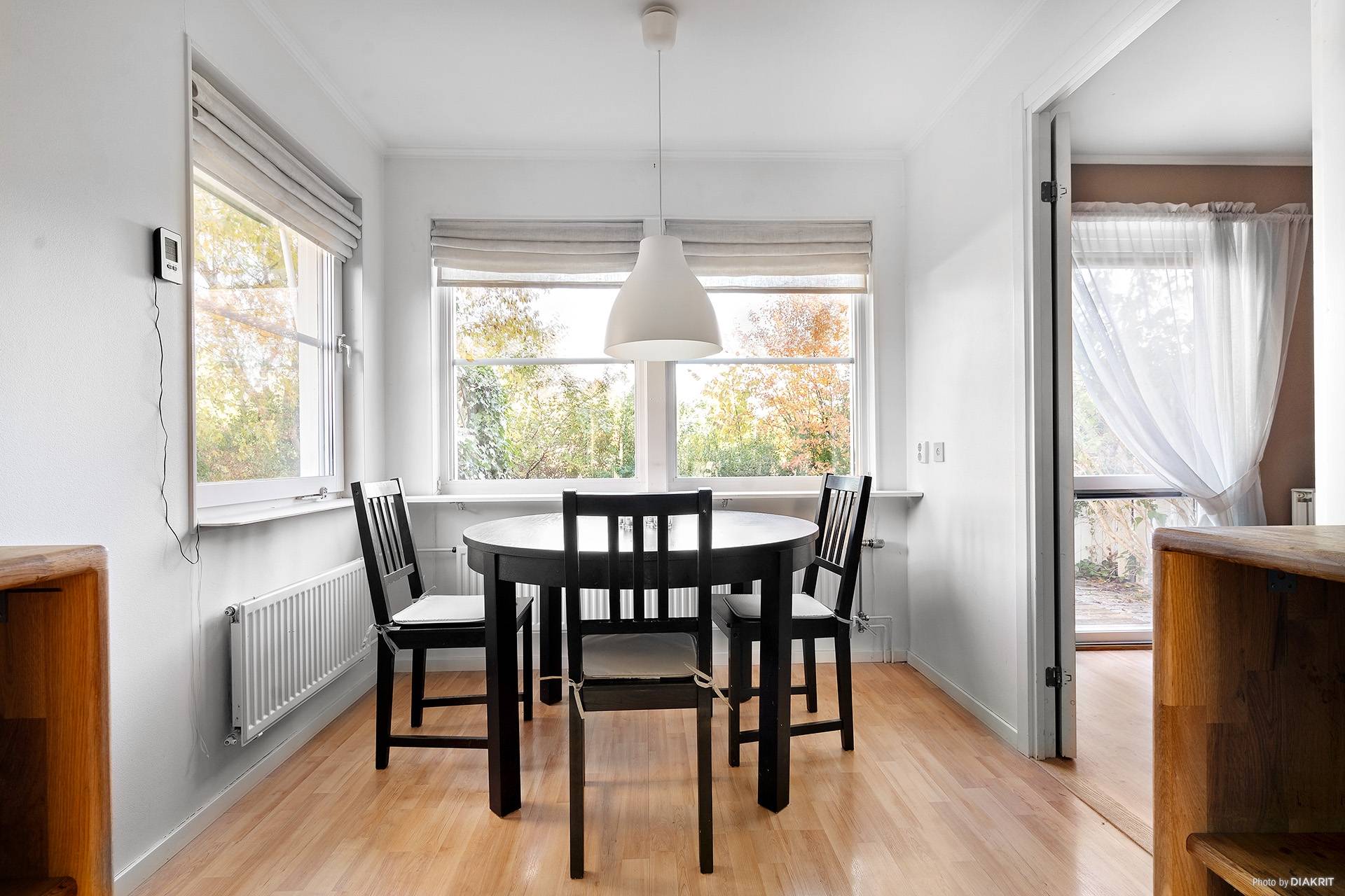 2 rum Radhus på Mäster Henriks Allé 46 Viby Sollentuna kommun - bild 3