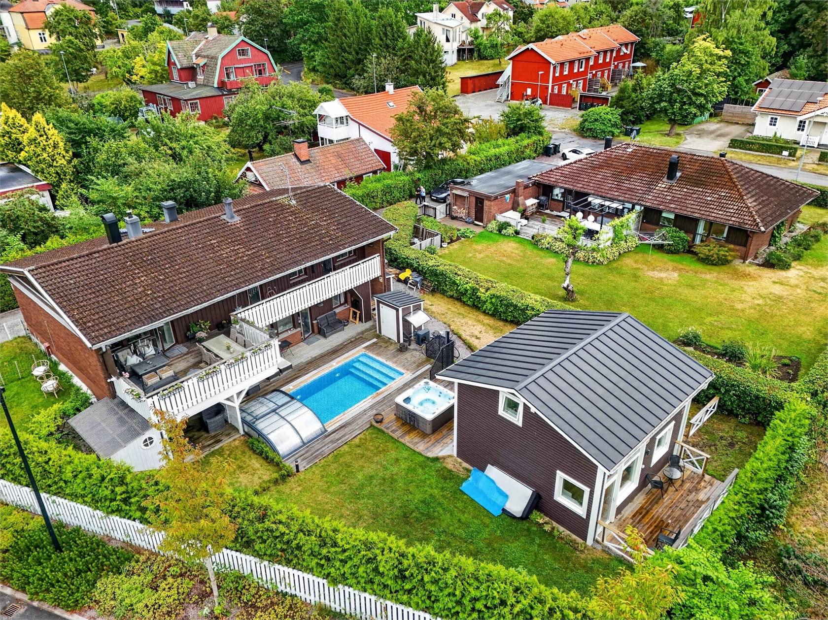 7 rum villa på Tunavägen 1C Järna, Södertälje kommun - bild 1