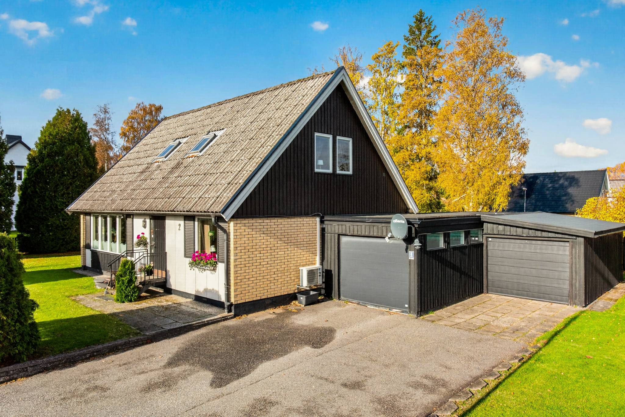 6 rum villa på Vallgatan 2 Strömtorp, Degerfors kommun - bild 1