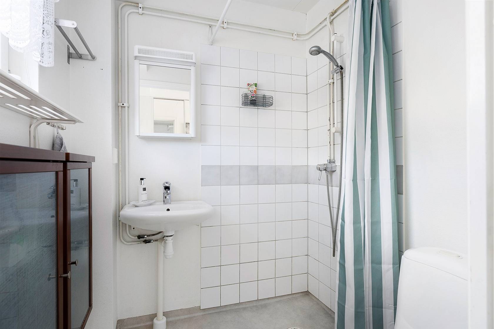 4 rum Villa på Kantarellvägen 121 Bällstaberg Vallentuna kommun - bild 19