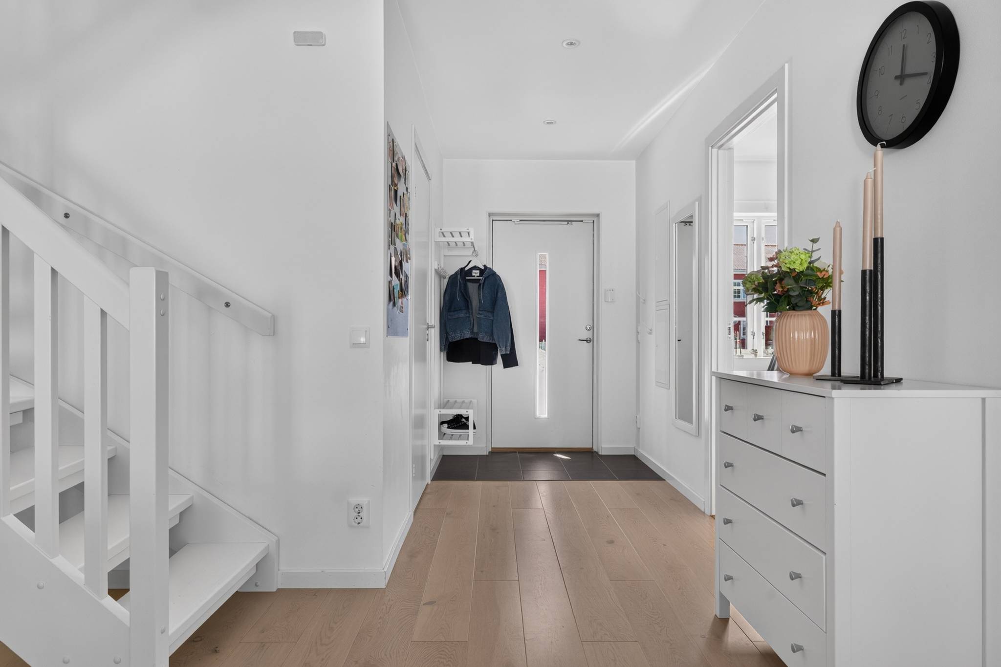 5 rum Radhus på Lilla Ässkogvägen 18B Norra Bro Örebro kommun - bild 5