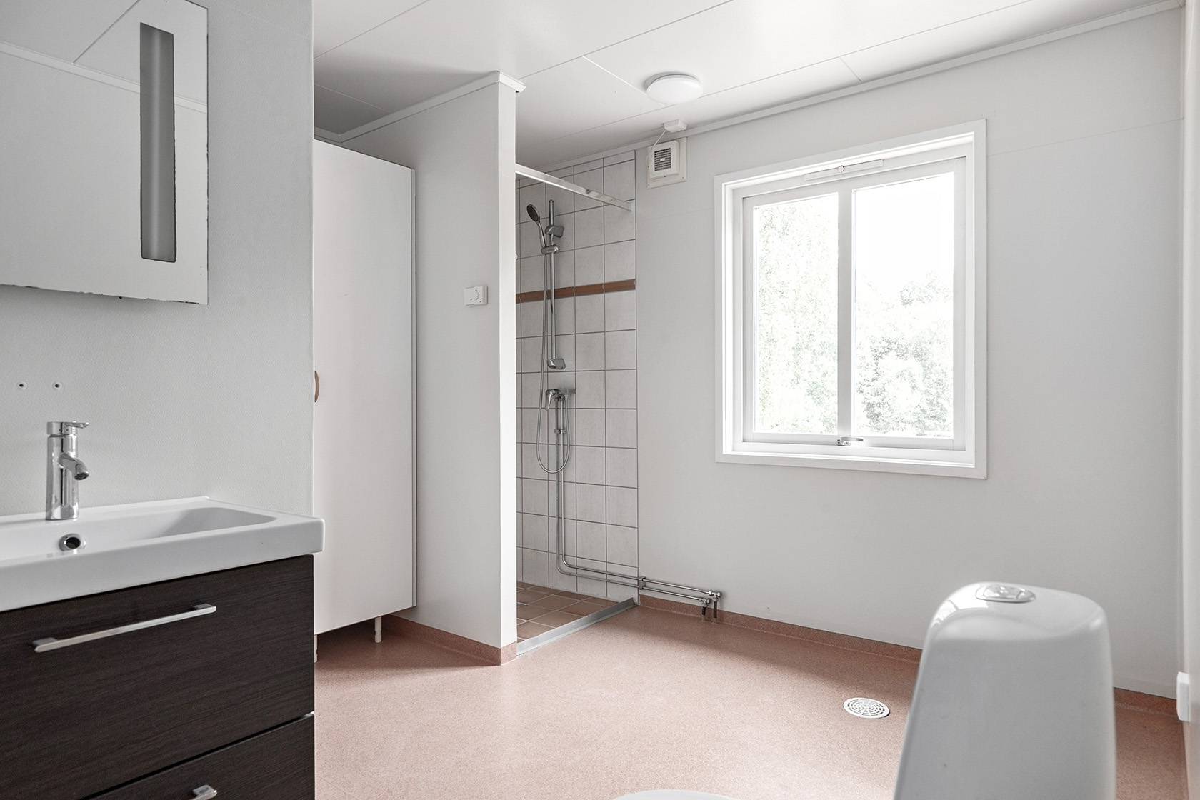5 rum Villa på Hässleholmsvägen 3 Broby Östra Göinge kommun - bild 14