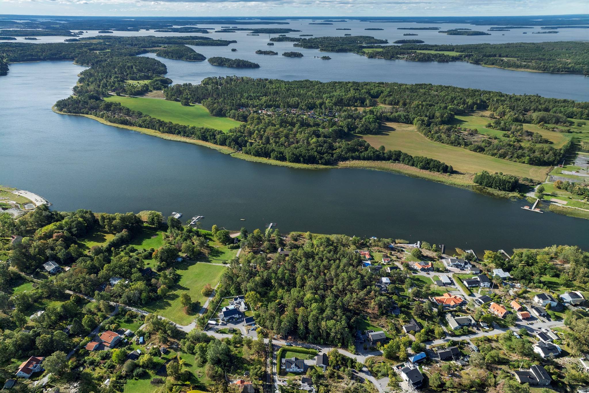 Tomt på Kristinetorpsvägen 24 Rättarboda Upplands-Bro kommun - bild 1