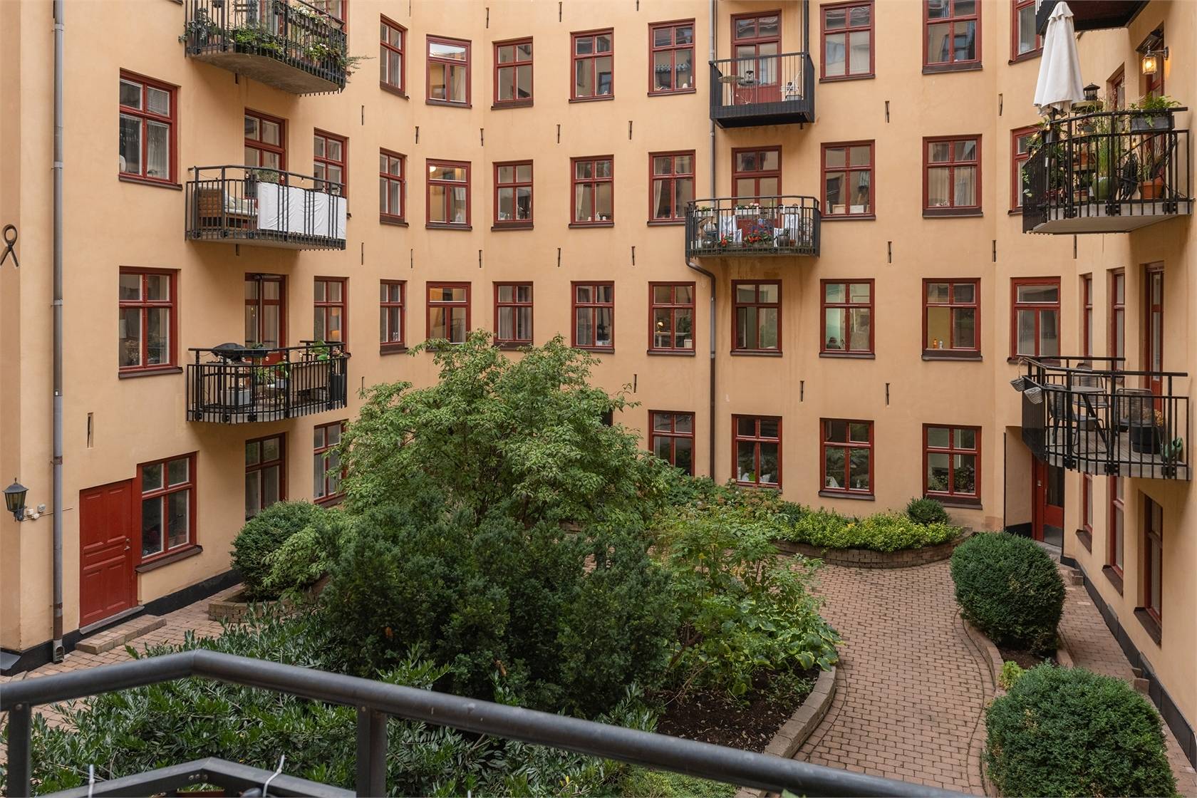 3 rum lägenhet på Birger Jarlsgatan 107, 1tr. Vasastan - Östermalm, Stockholms kommun - bild 2