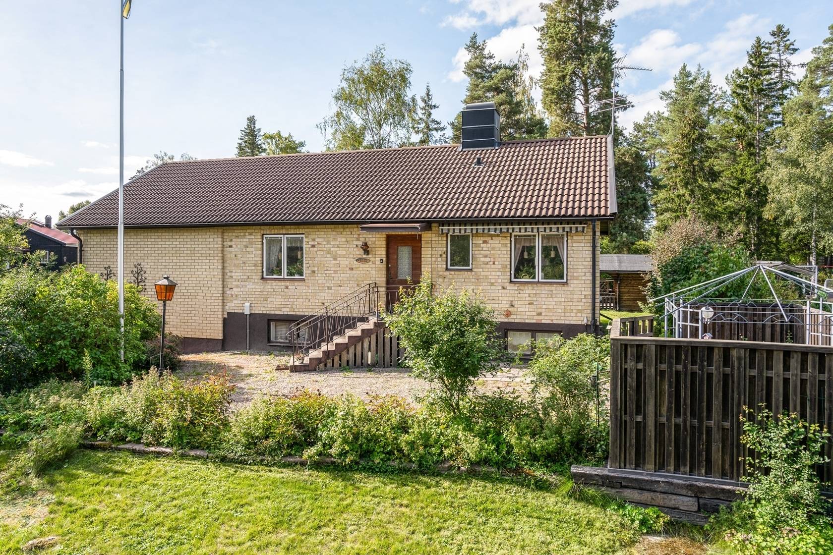6 rum Villa på Daggvägen 15 Centralt Knivsta kommun - bild 3