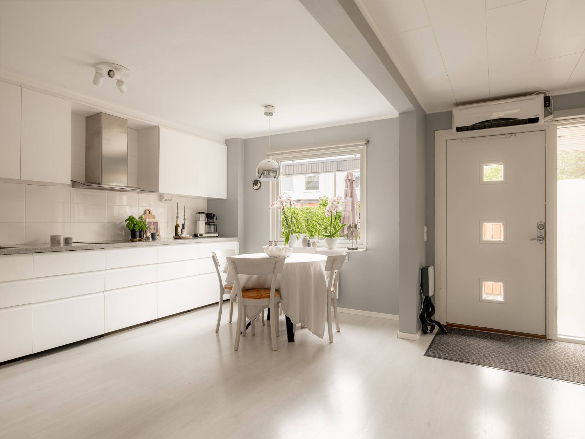 5 rum Radhus på Lomvägen 325 Kärrdal Sollentuna kommun - bild 6
