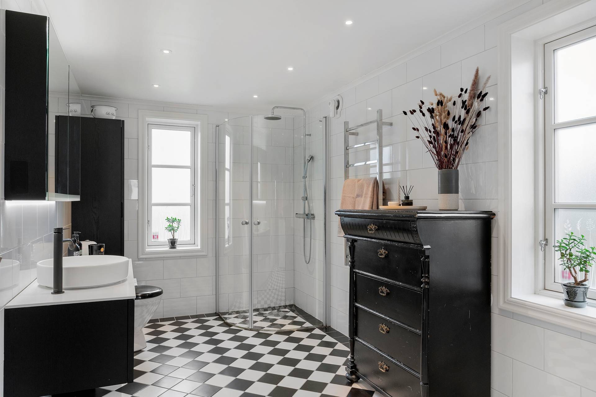 8 rum Villa på Västervägen 30 Öckerö Öckerö kommun - bild 23