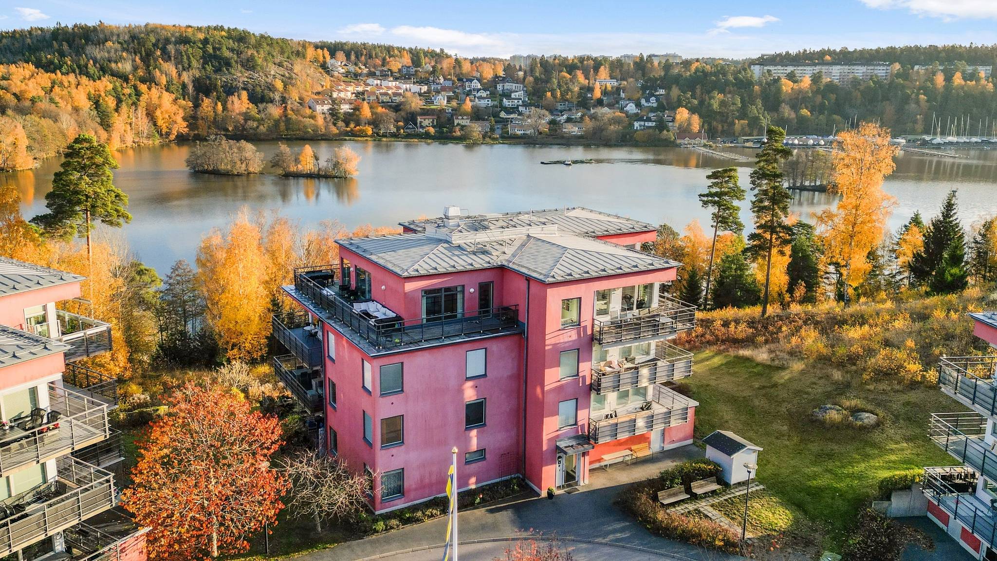 3 rum Lägenhet på Österviksbacken 8 Karlberga Höjden Södertälje kommun - bild 3