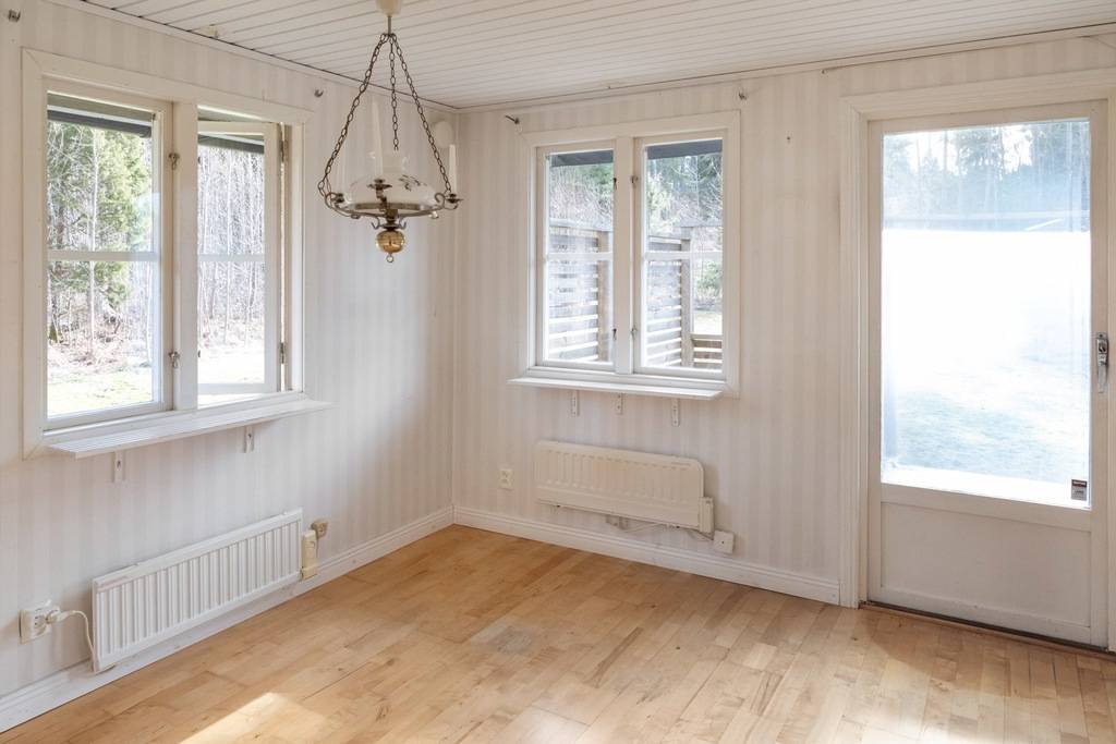 4 rum Vinterbonat fritidshus på Östanvindsvägen 6 Enviken - Bergshamra Norrtälje kommun - bild 9