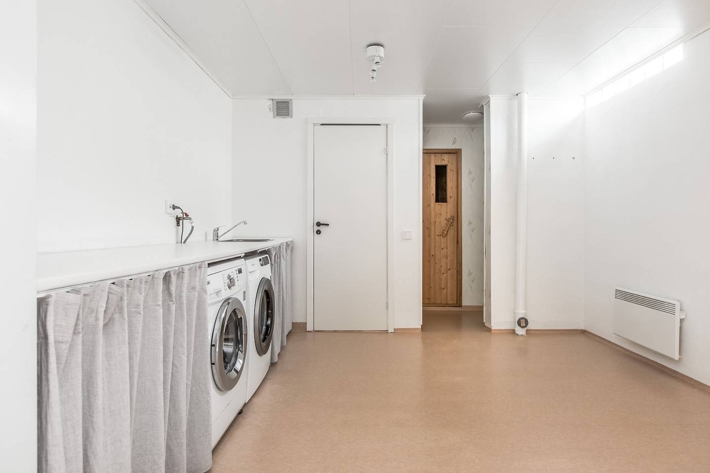 6 rum Villa på Flädervägen 14 Söråker Timrå kommun - bild 44
