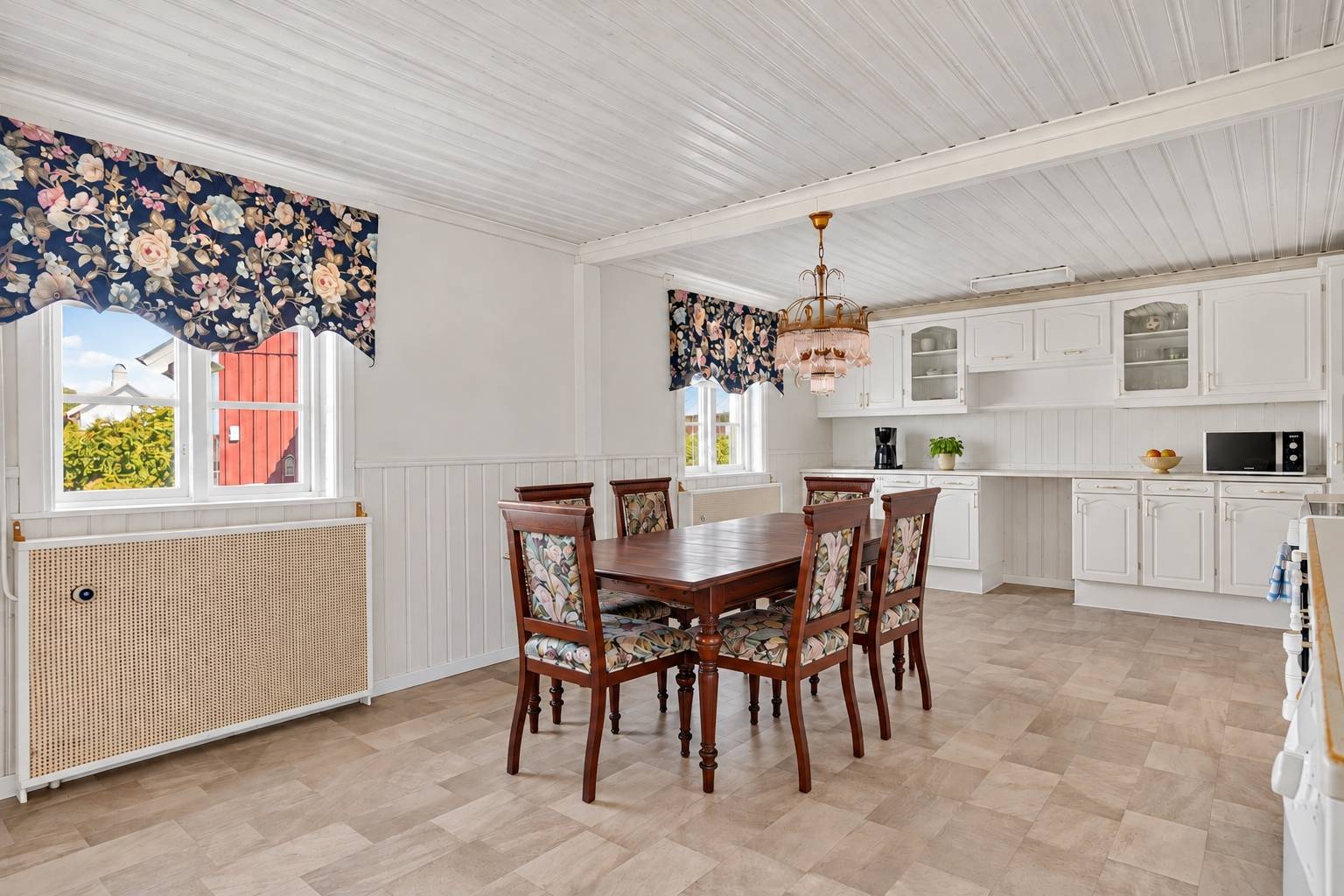 6 rum villa på Verkstadsgatan 13 Centralt, Hjo kommun - bild 4