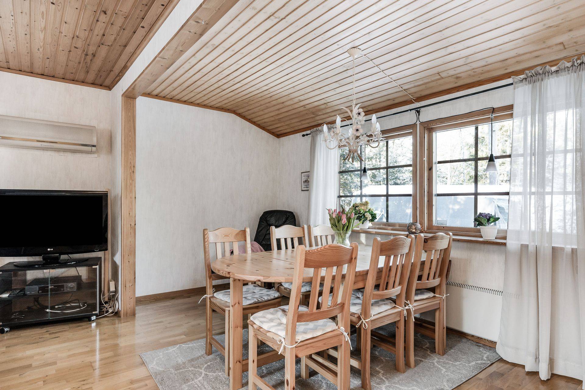 3 rum Vinterbonat fritidshus på Syrsastigen 8 Näshulta-Österby Eskilstuna kommun - bild 14