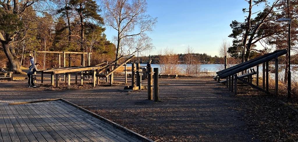 6 rum Par-/kedje-/radhus på Karin Larssons Väg 74 Lilla Sköndal Stockholms kommun - bild 47