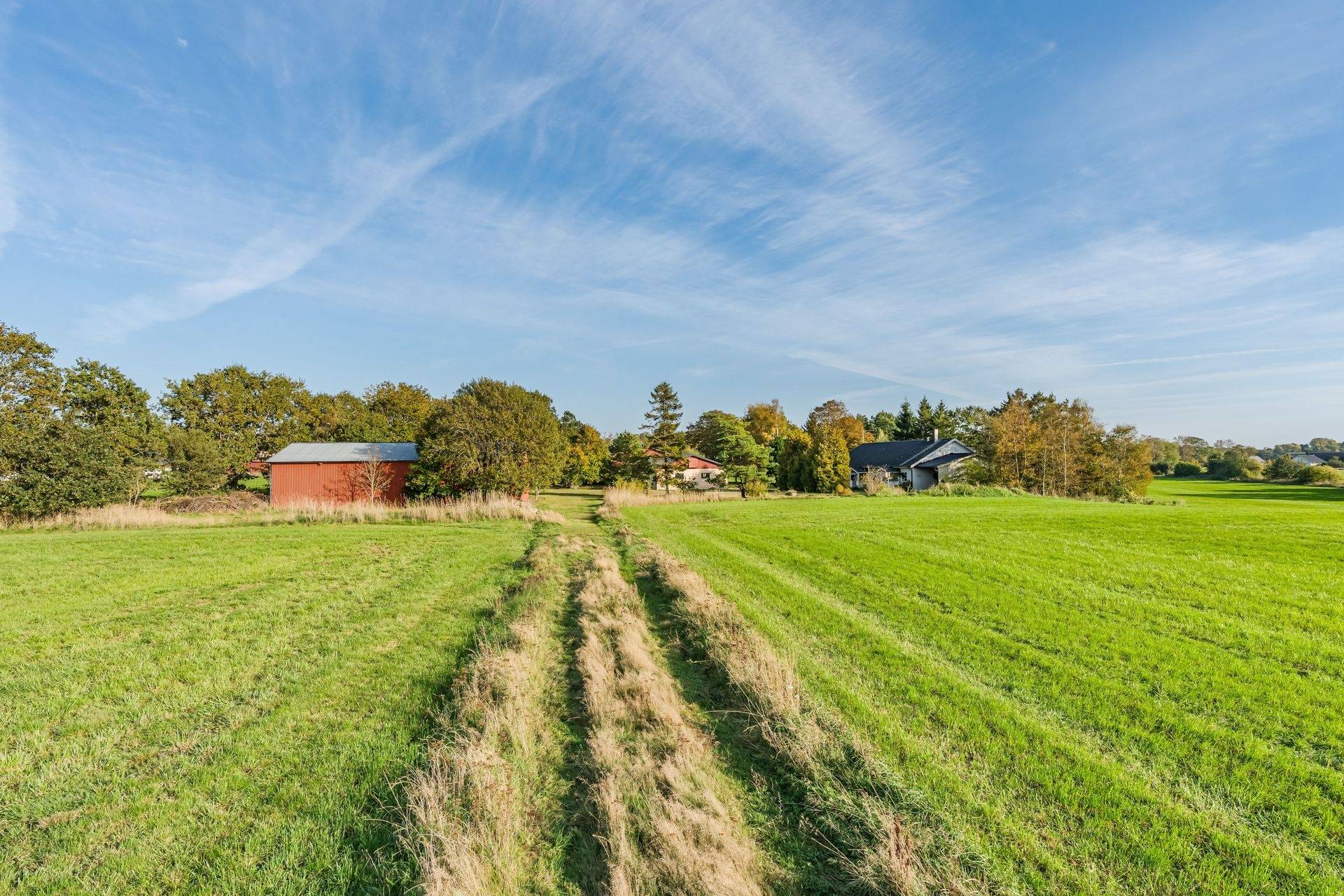 Gård med jordbruk på Lejeby 164 Laholms kommun - bild 5
