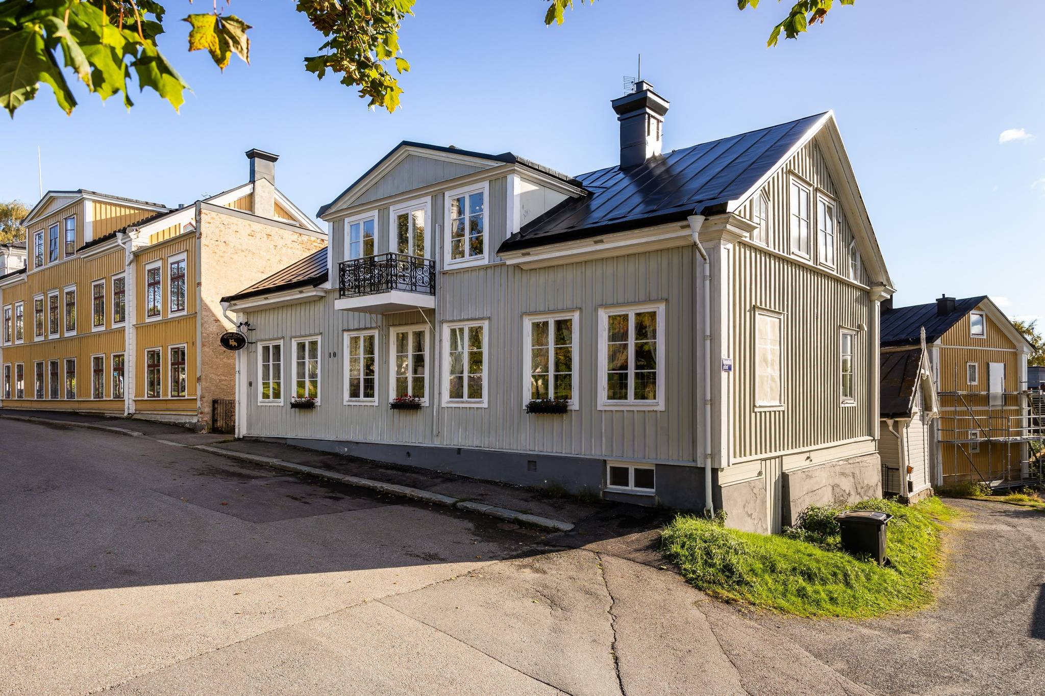 8 rum villa på Franzéngatan 10 Centrum, Härnösands kommun - bild 1