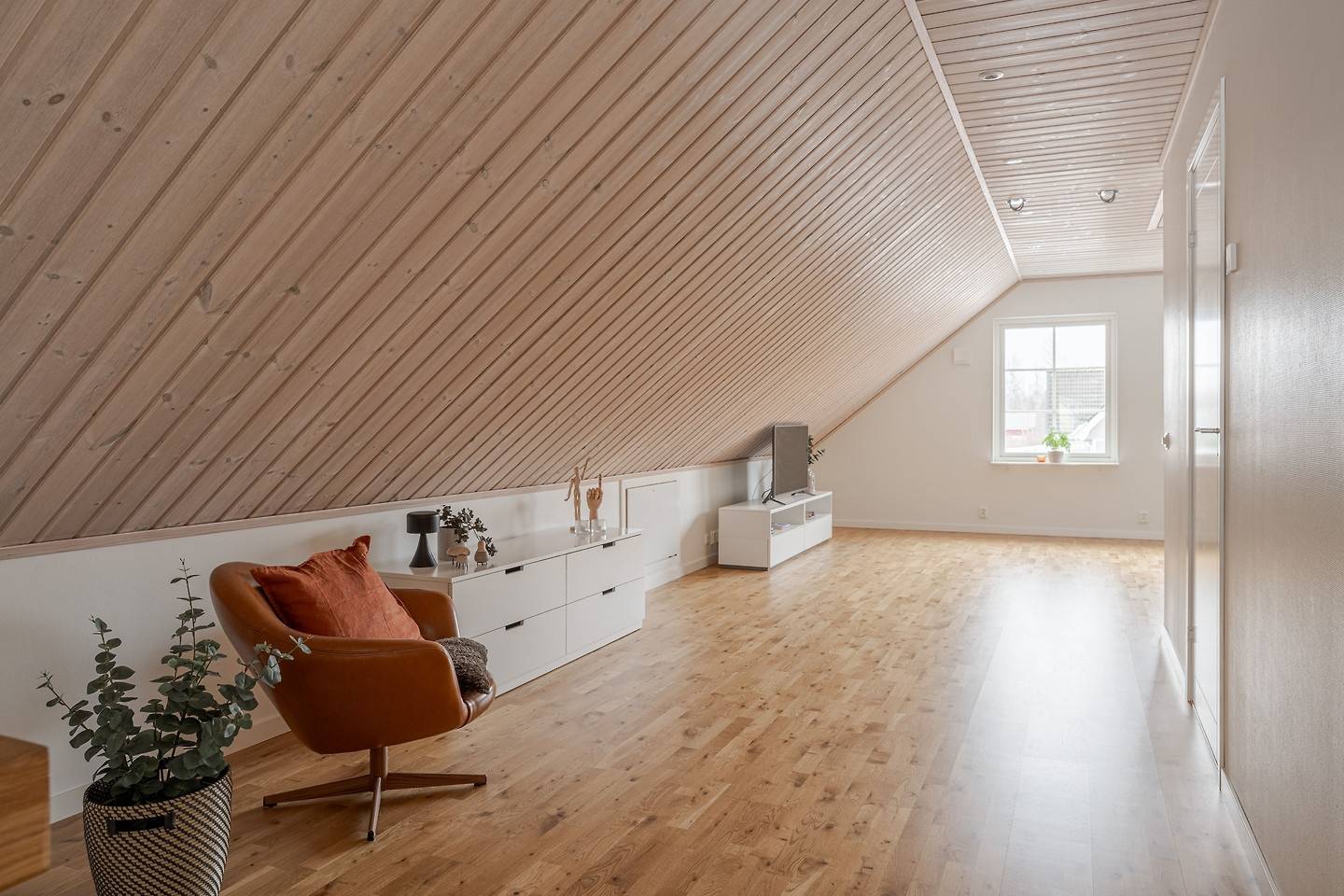 7 rum Villa på Vårby 112 Domsjö Örnsköldsviks kommun - bild 30
