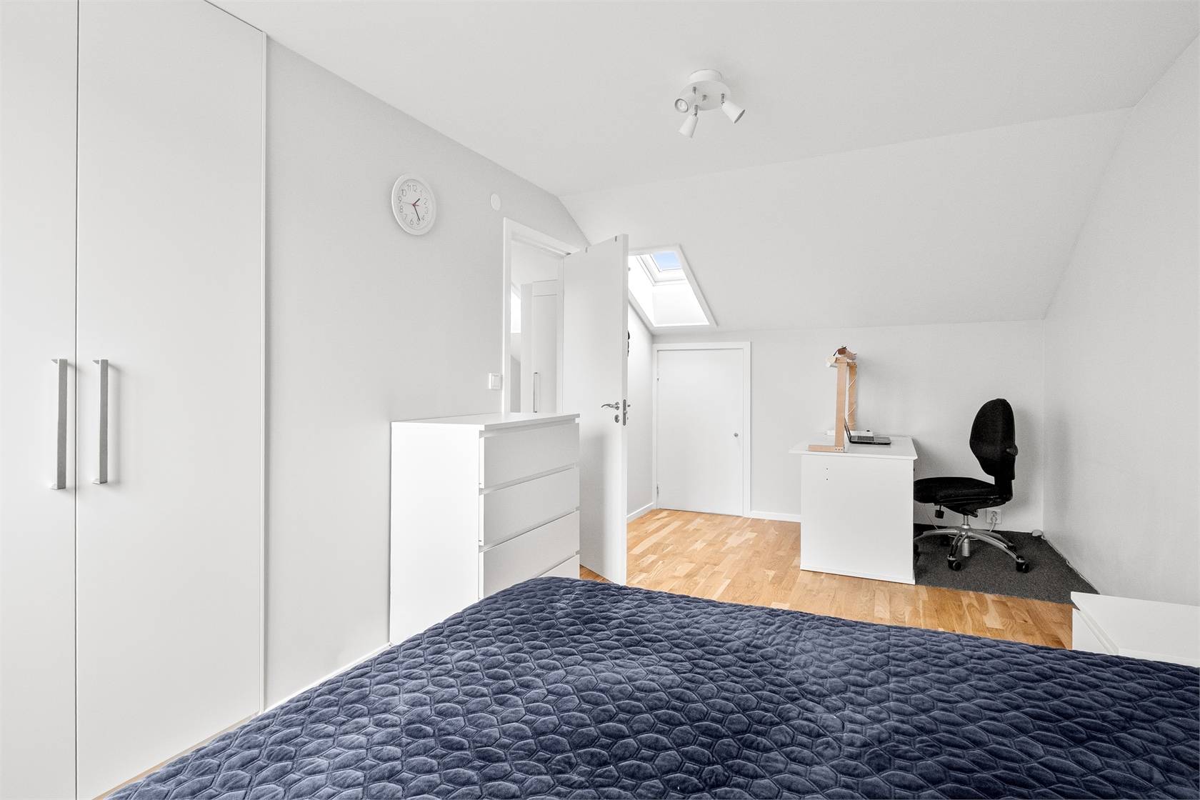 5 rum Radhus på Viltorpsbacken 23 Vällingby - Vinsta Stockholms kommun - bild 14