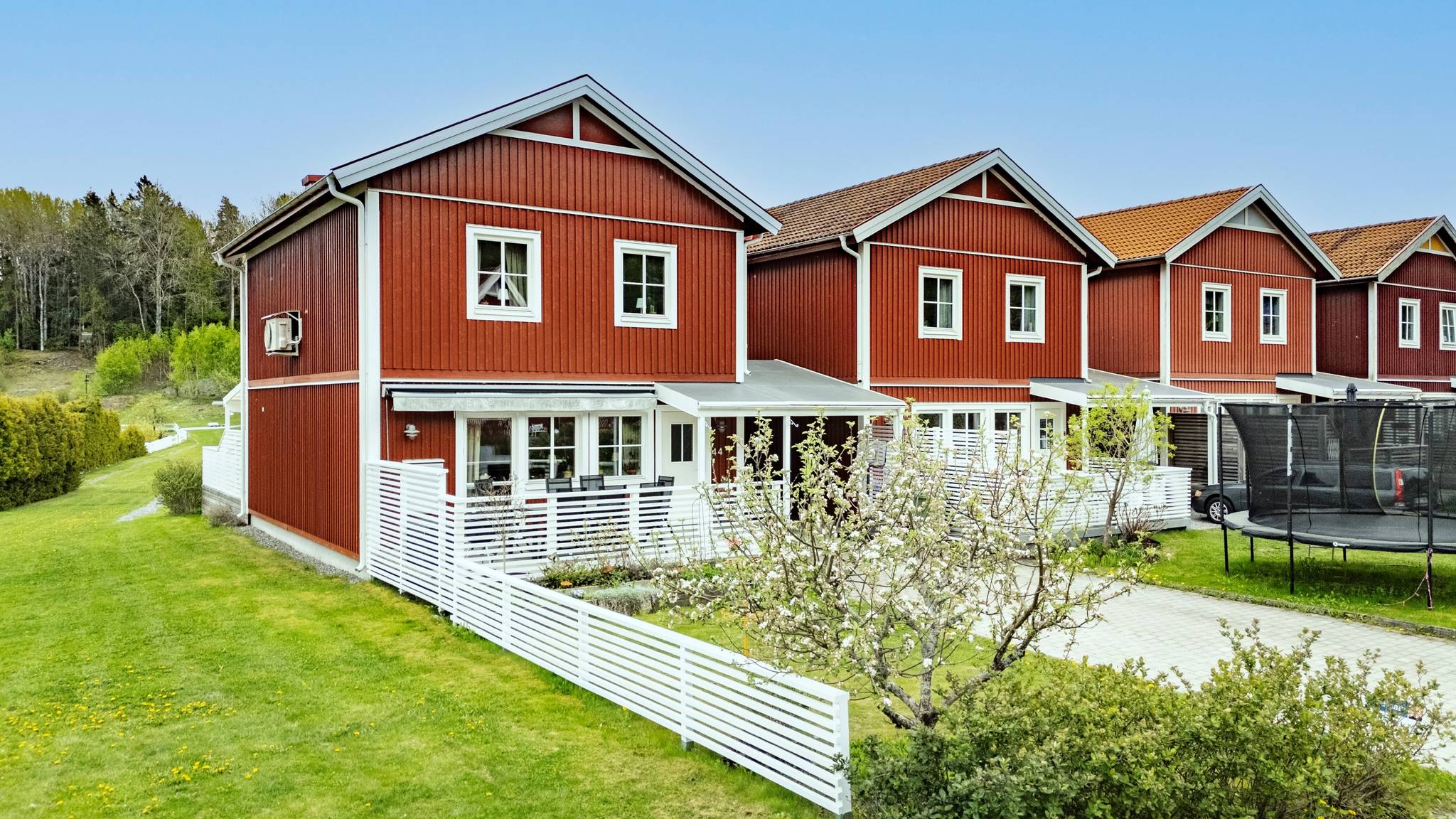 5 rum kedjehus på Åvägen 44 Lidatorp, Nynäshamns kommun - bild 2